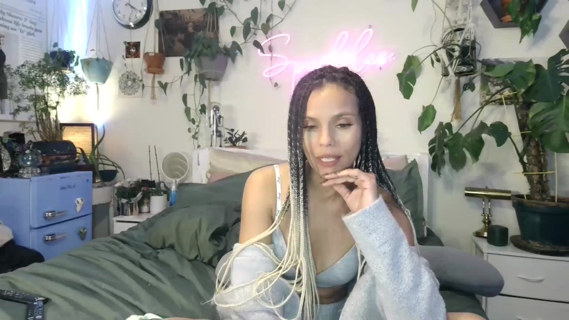 Gallery image thumbnail from SPARKL3S's myfreecams stream on, 02/10/2025, 07:23 image 20 of 20