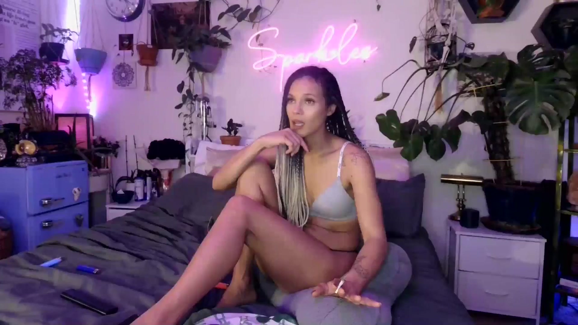 Gallery image thumbnail from SPARKL3S's myfreecams stream on, 02/18/2025, 09:01 image 6 of 20
