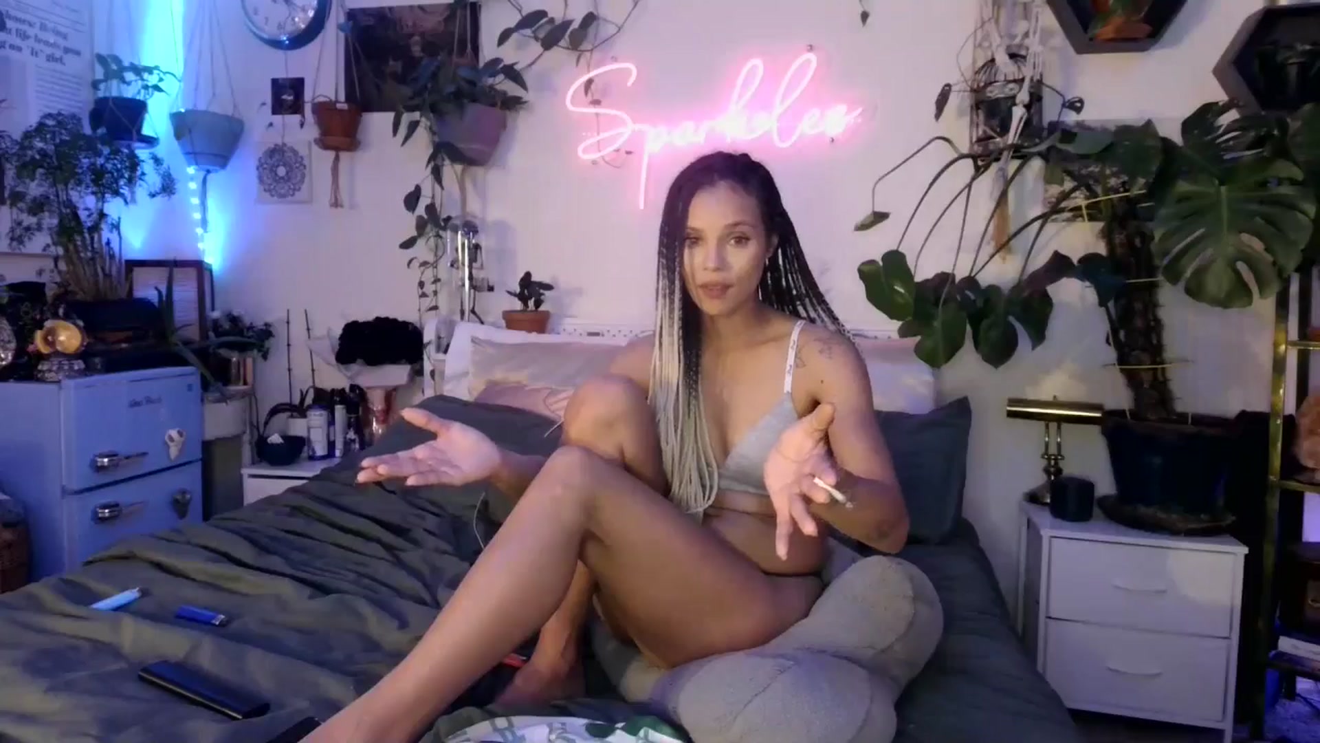 Gallery image thumbnail from SPARKL3S's myfreecams stream on, 02/18/2025, 09:01 image 5 of 20