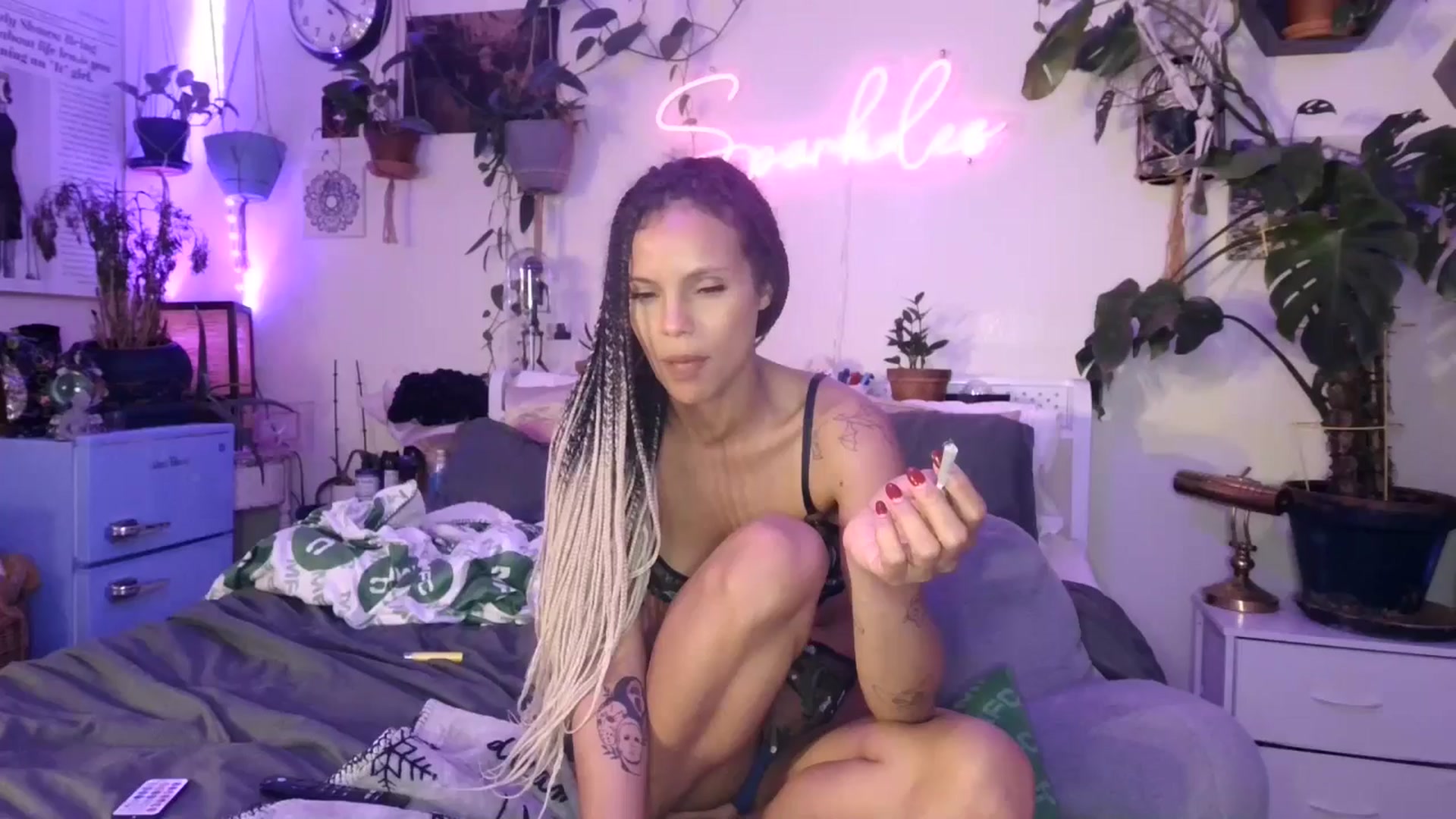 Gallery image thumbnail from SPARKL3S's myfreecams stream on, 03/06/2025, 12:44 image 10 of 20