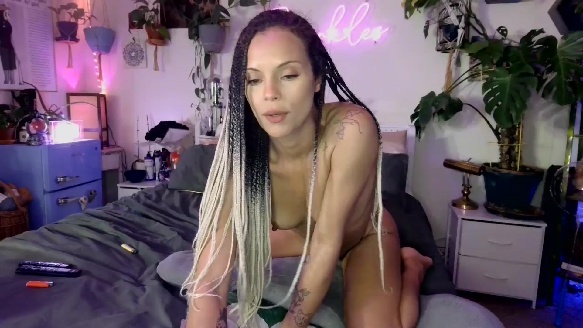 Gallery image thumbnail from SPARKL3S's myfreecams stream on, 03/13/2025, 07:27 image 14 of 20
