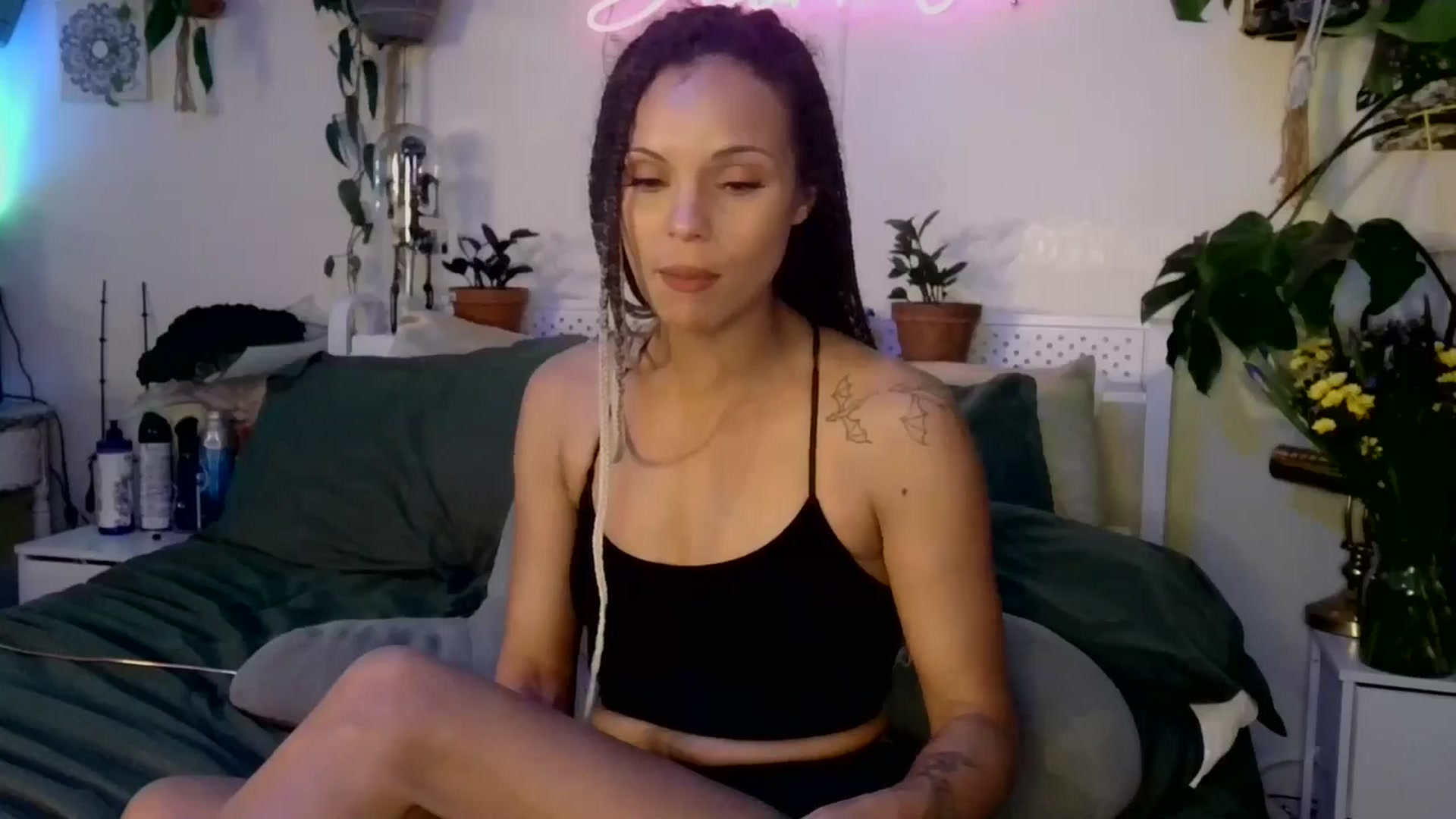 Gallery image thumbnail from SPARKL3S's myfreecams stream on, 03/24/2025, 10:14 image 13 of 20