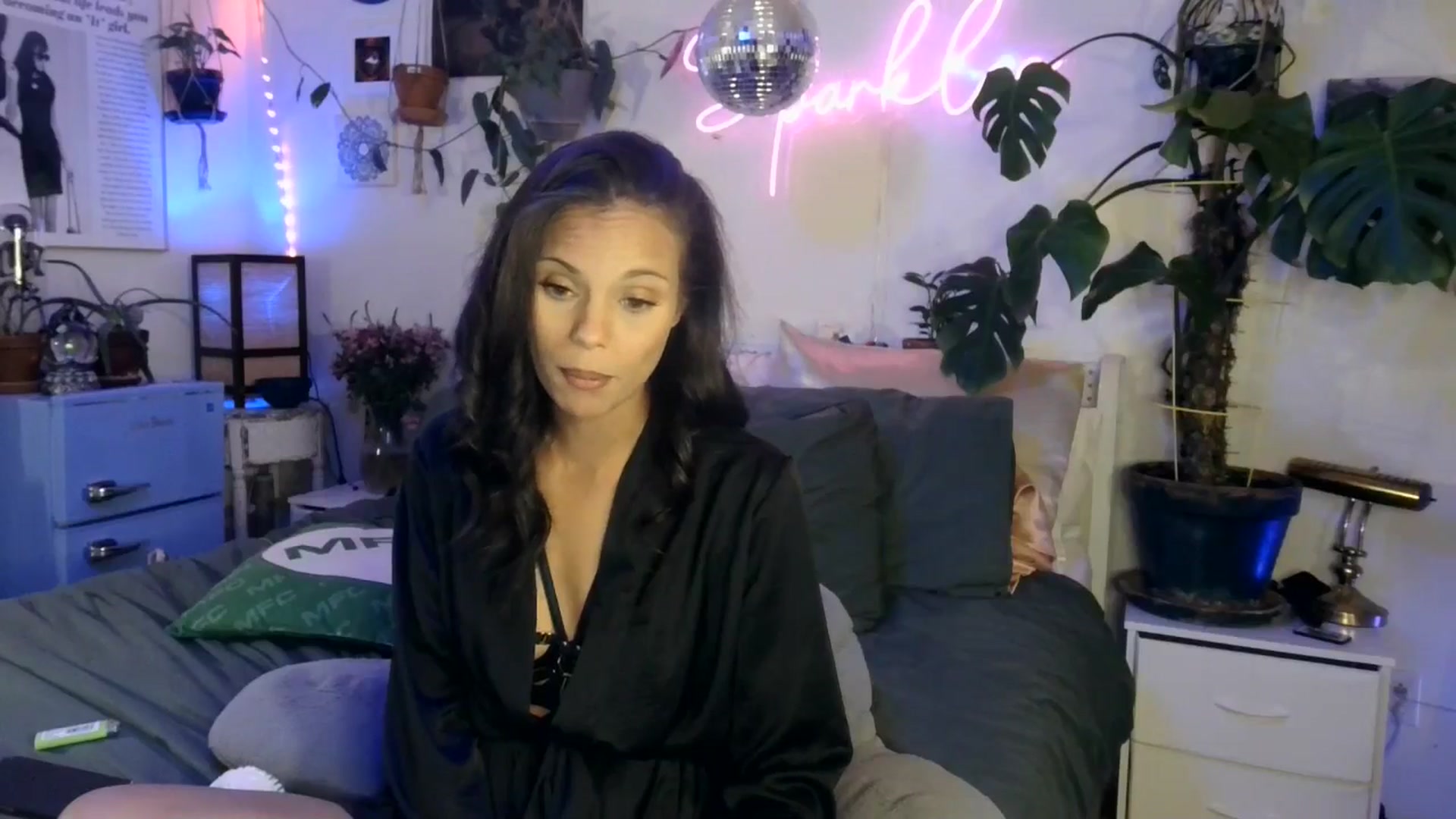 Gallery image thumbnail from SPARKL3S's myfreecams stream on, 04/13/2025, 11:22 image 16 of 20