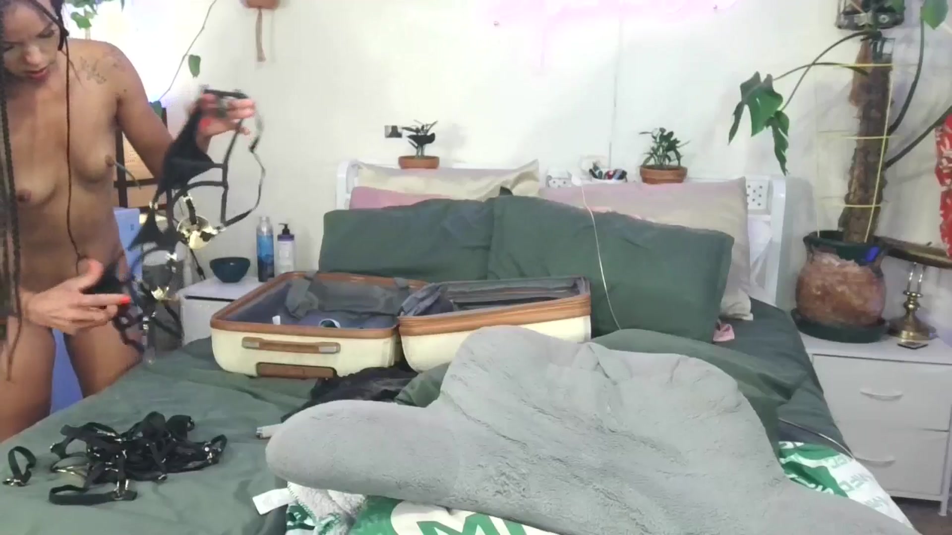 Gallery image thumbnail from SPARKL3S's myfreecams stream on, 05/09/2025, 09:58 image 5 of 20