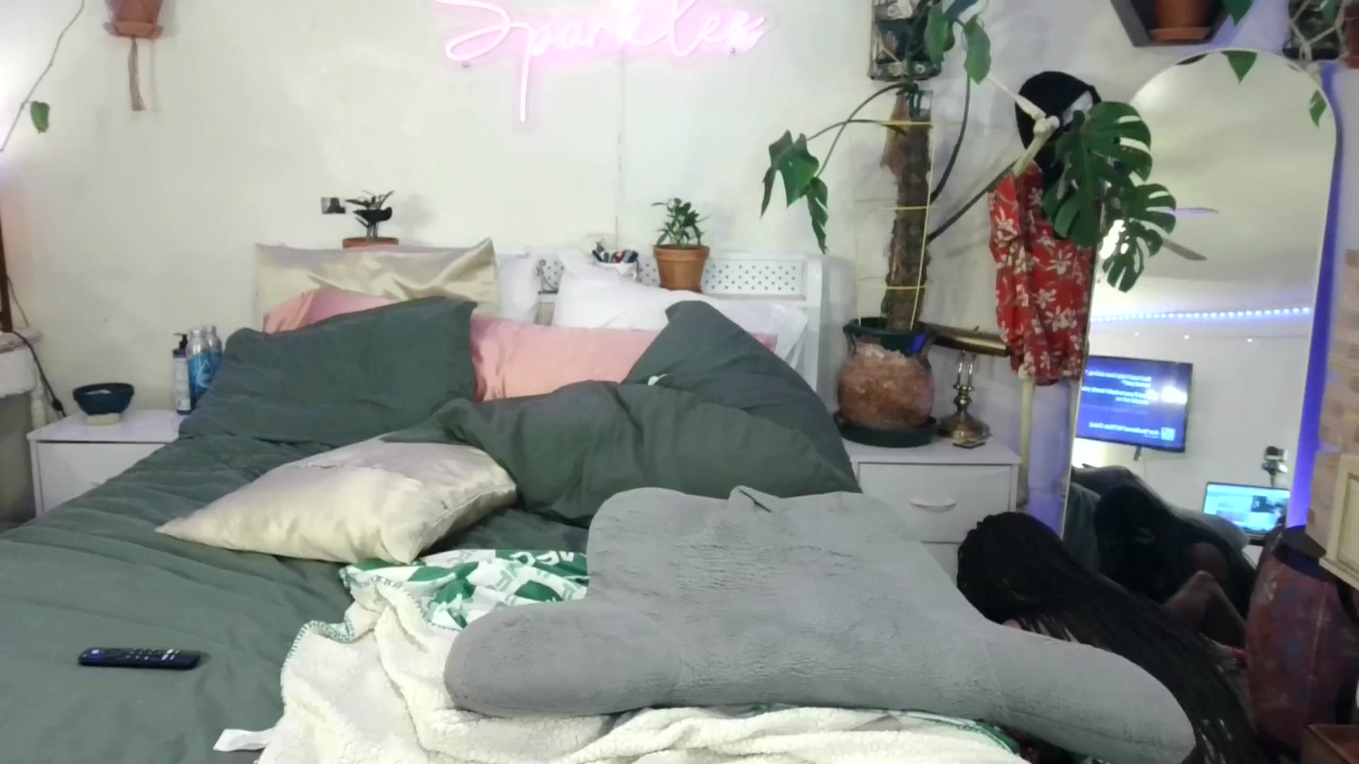 Gallery image thumbnail from SPARKL3S's myfreecams stream on, 05/10/2025, 10:40 image 11 of 20