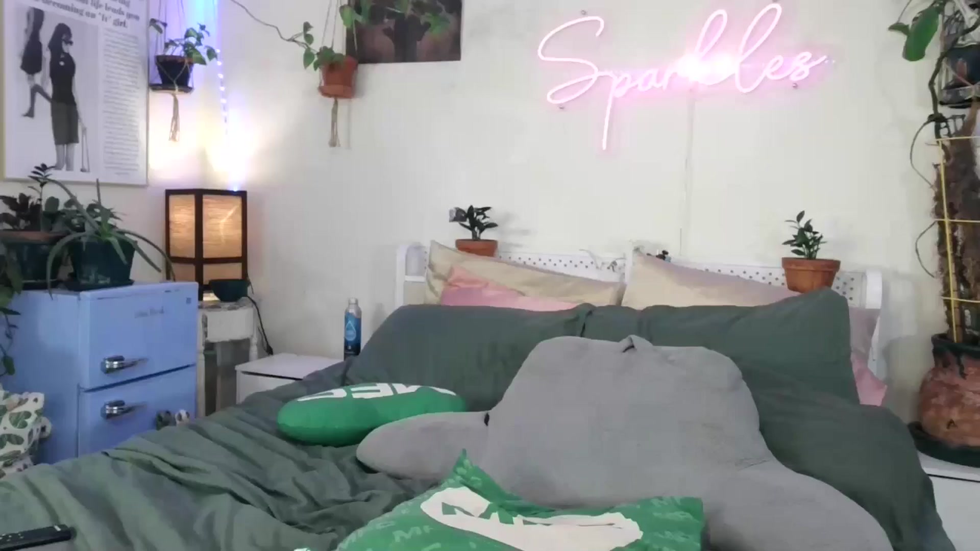 Gallery image thumbnail from SPARKL3S's myfreecams stream on, 06/30/2025, 09:23 image 11 of 20