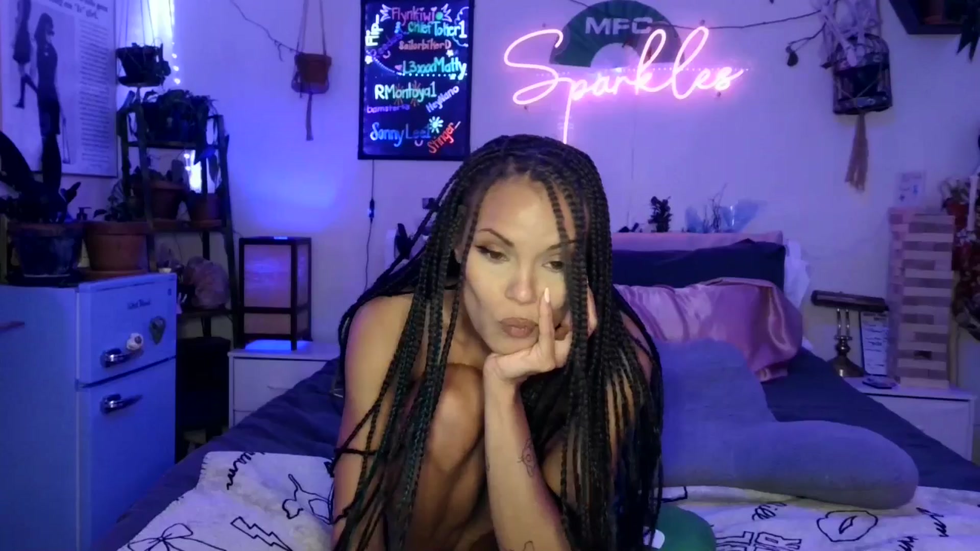Gallery image thumbnail from SPARKL3S's myfreecams stream on, 10/02/2025, 07:25 image 20 of 20