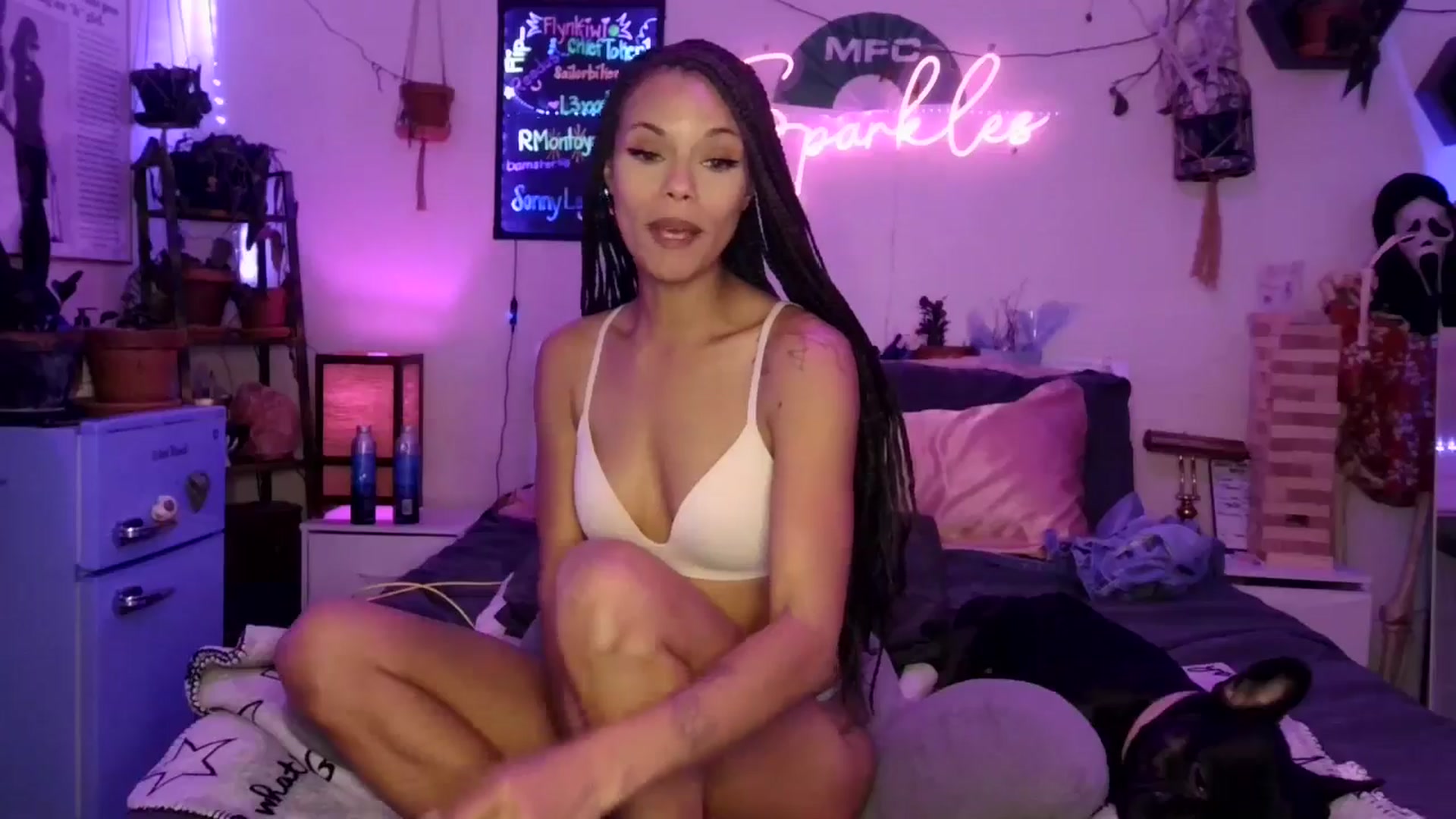 Gallery image thumbnail from SPARKL3S's myfreecams stream on, 10/04/2025, 10:26 image 7 of 20