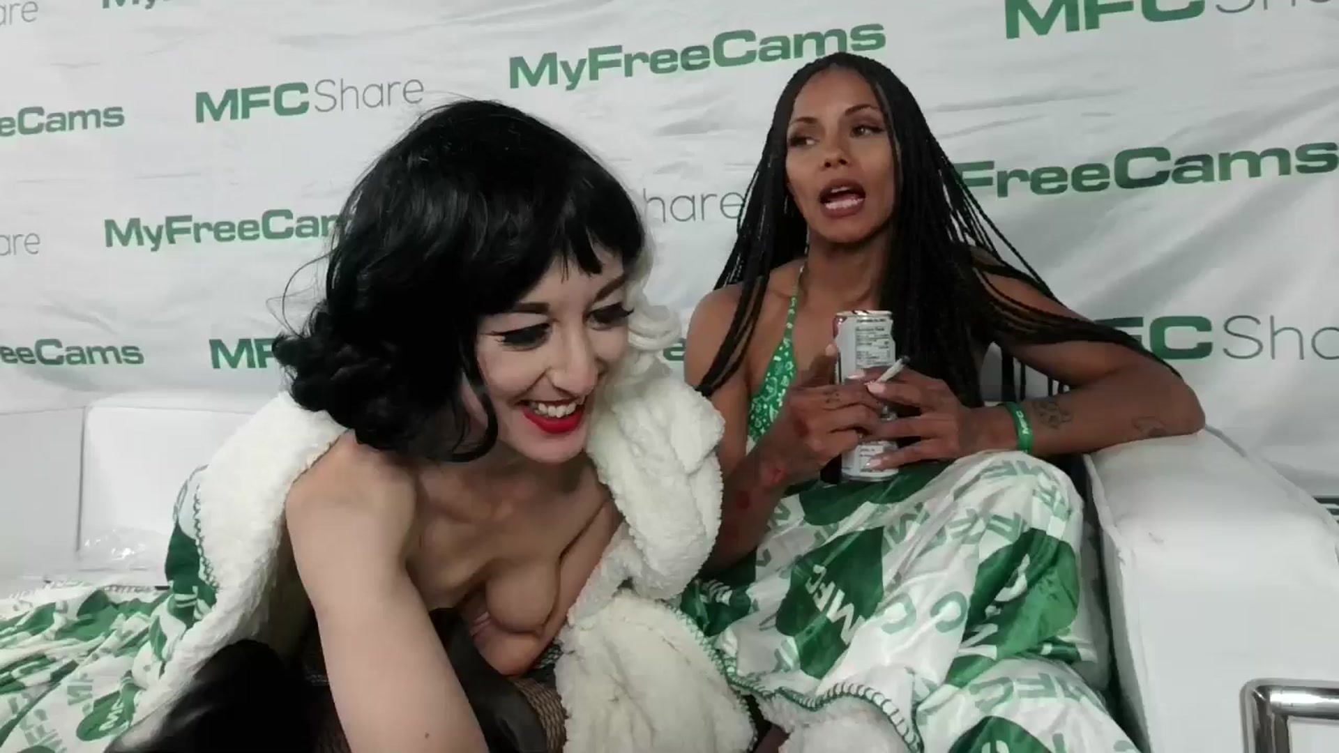 Gallery image thumbnail from SPARKL3S's myfreecams stream on, 10/09/2025, 14:14 image 5 of 20