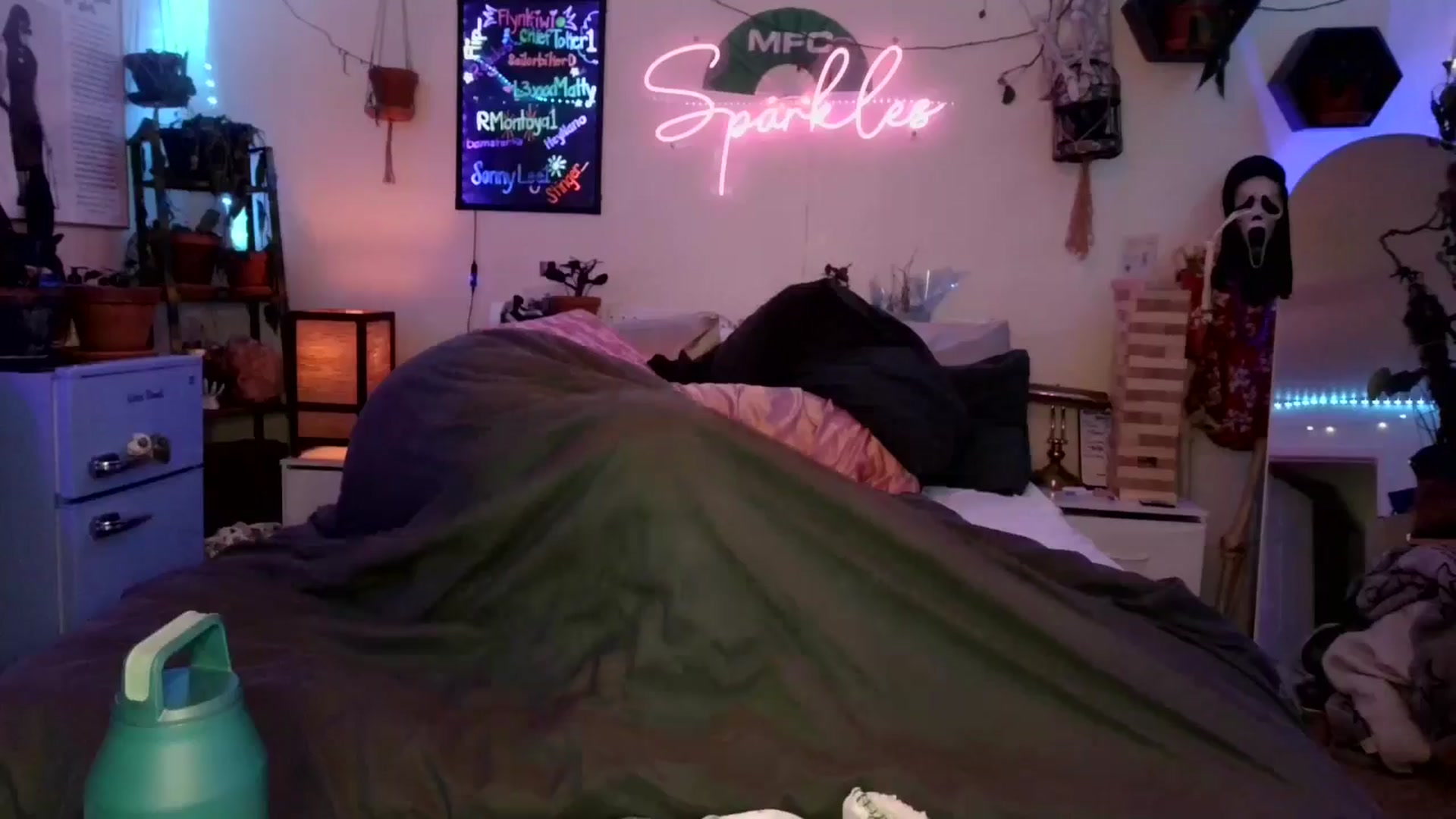 Gallery image thumbnail from SPARKL3S's myfreecams stream on, 10/10/2025, 12:32 image 5 of 20