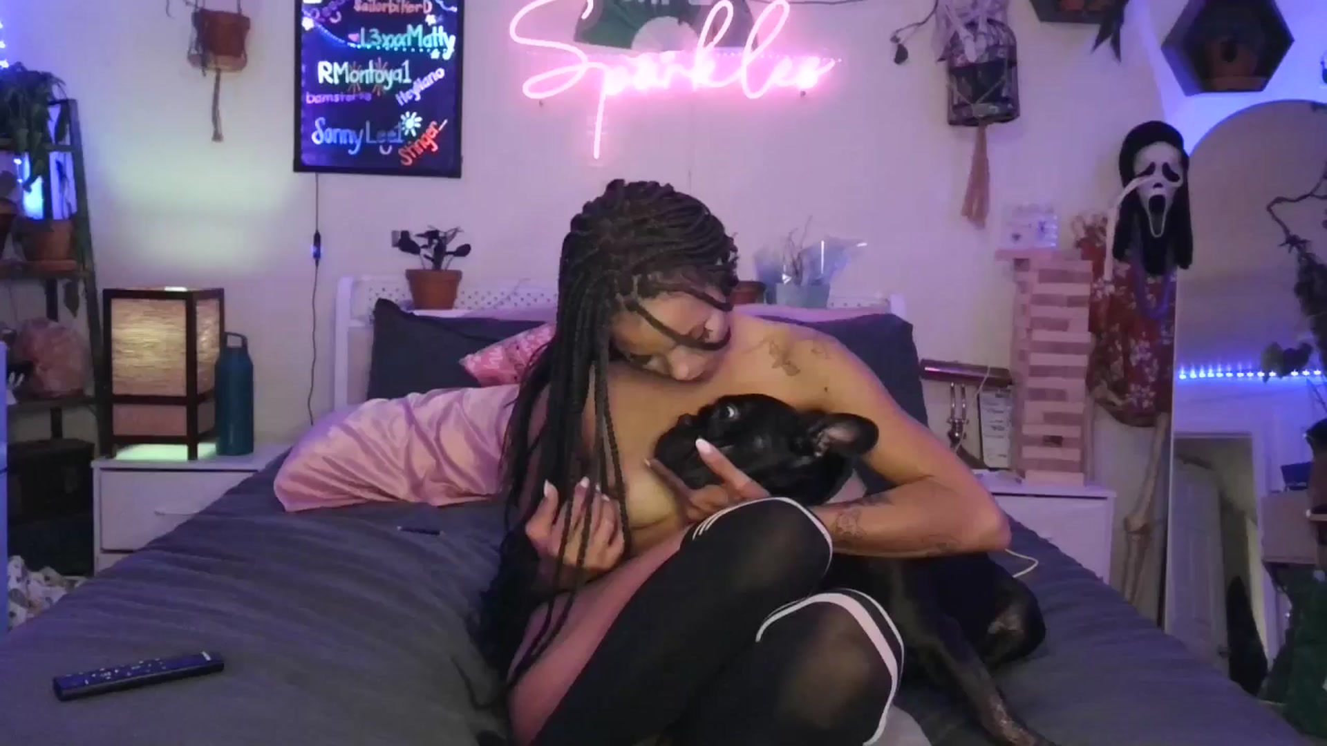 Gallery image thumbnail from SPARKL3S's myfreecams stream on, 10/12/2025, 12:31 image 17 of 20