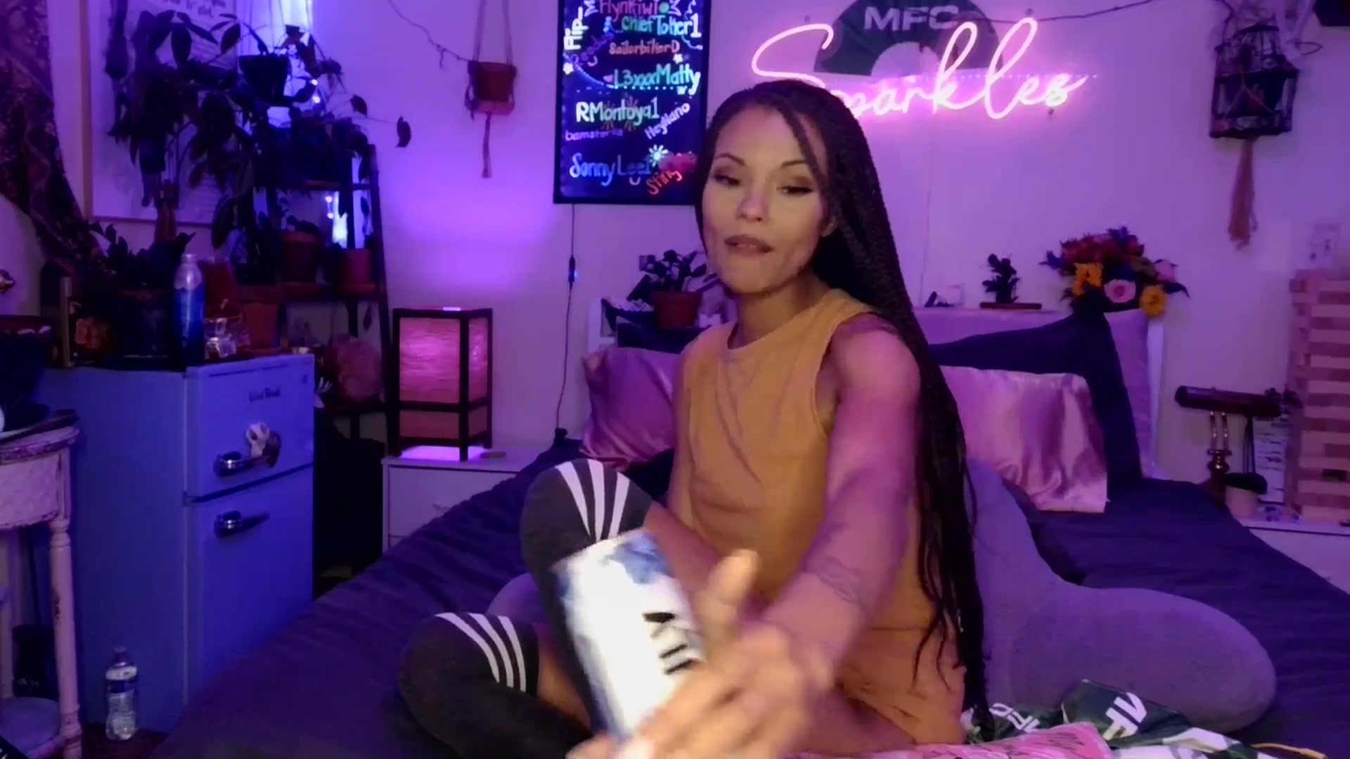 Gallery image thumbnail from SPARKL3S's myfreecams stream on, 10/17/2025, 08:26 image 11 of 20