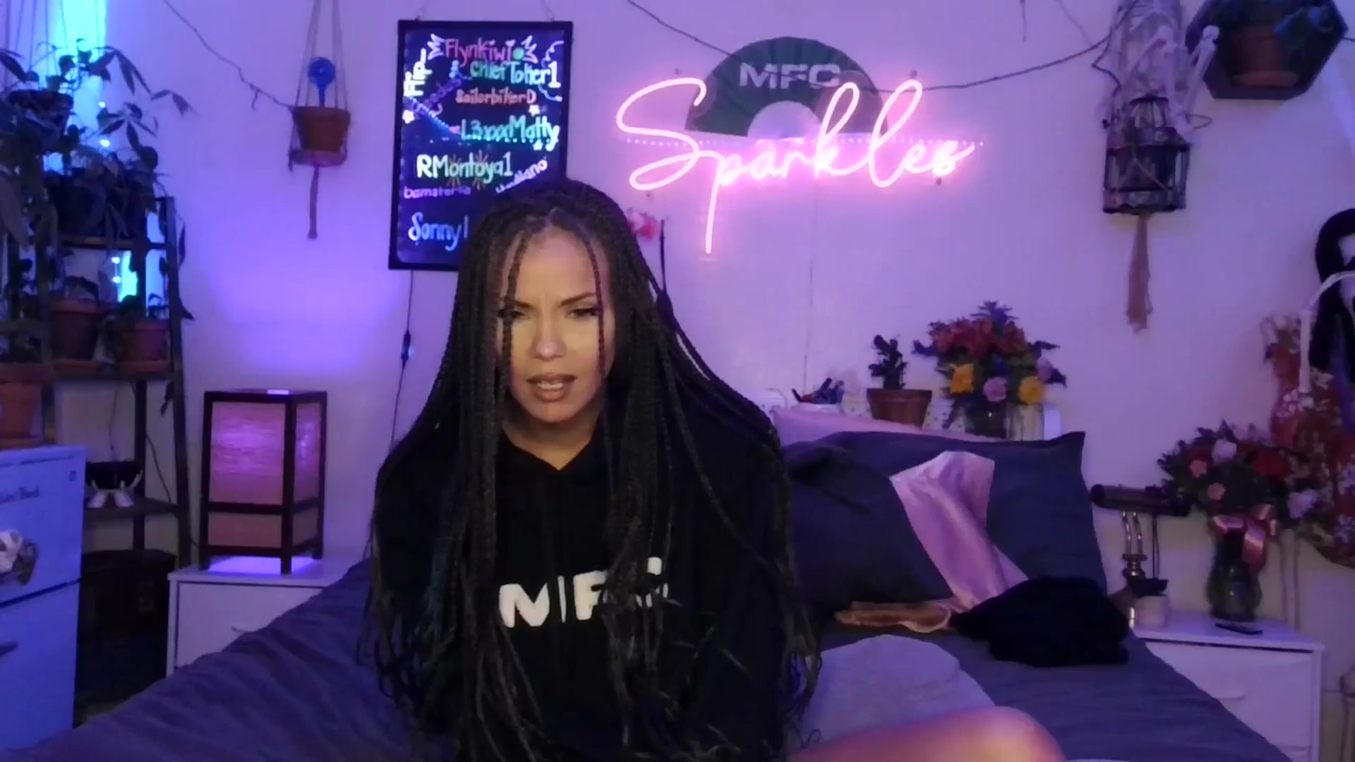 Gallery image thumbnail from SPARKL3S's myfreecams stream on, 10/22/2025, 09:09 image 4 of 20