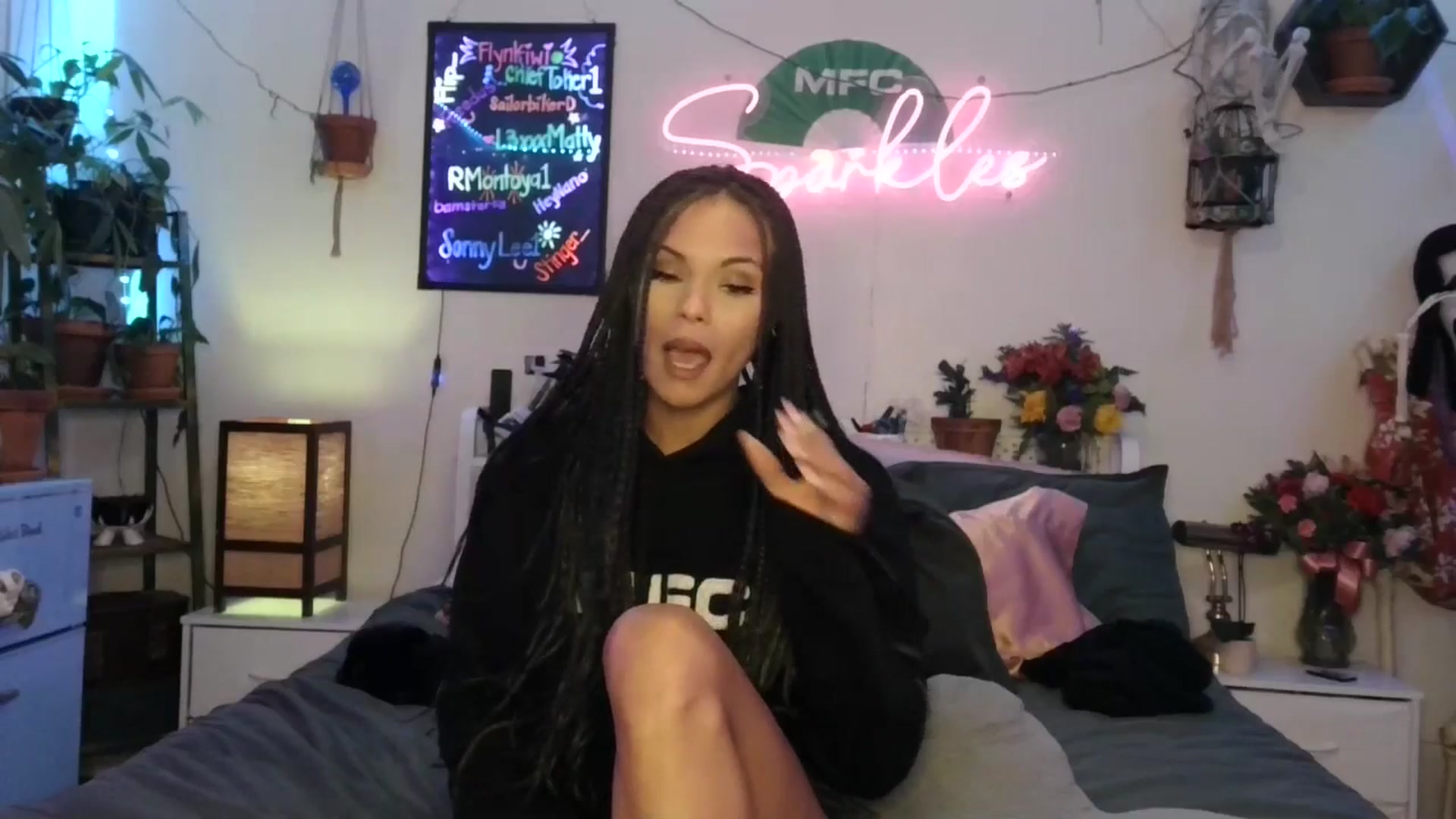 Gallery image thumbnail from SPARKL3S's myfreecams stream on, 10/22/2025, 09:09 image 14 of 20