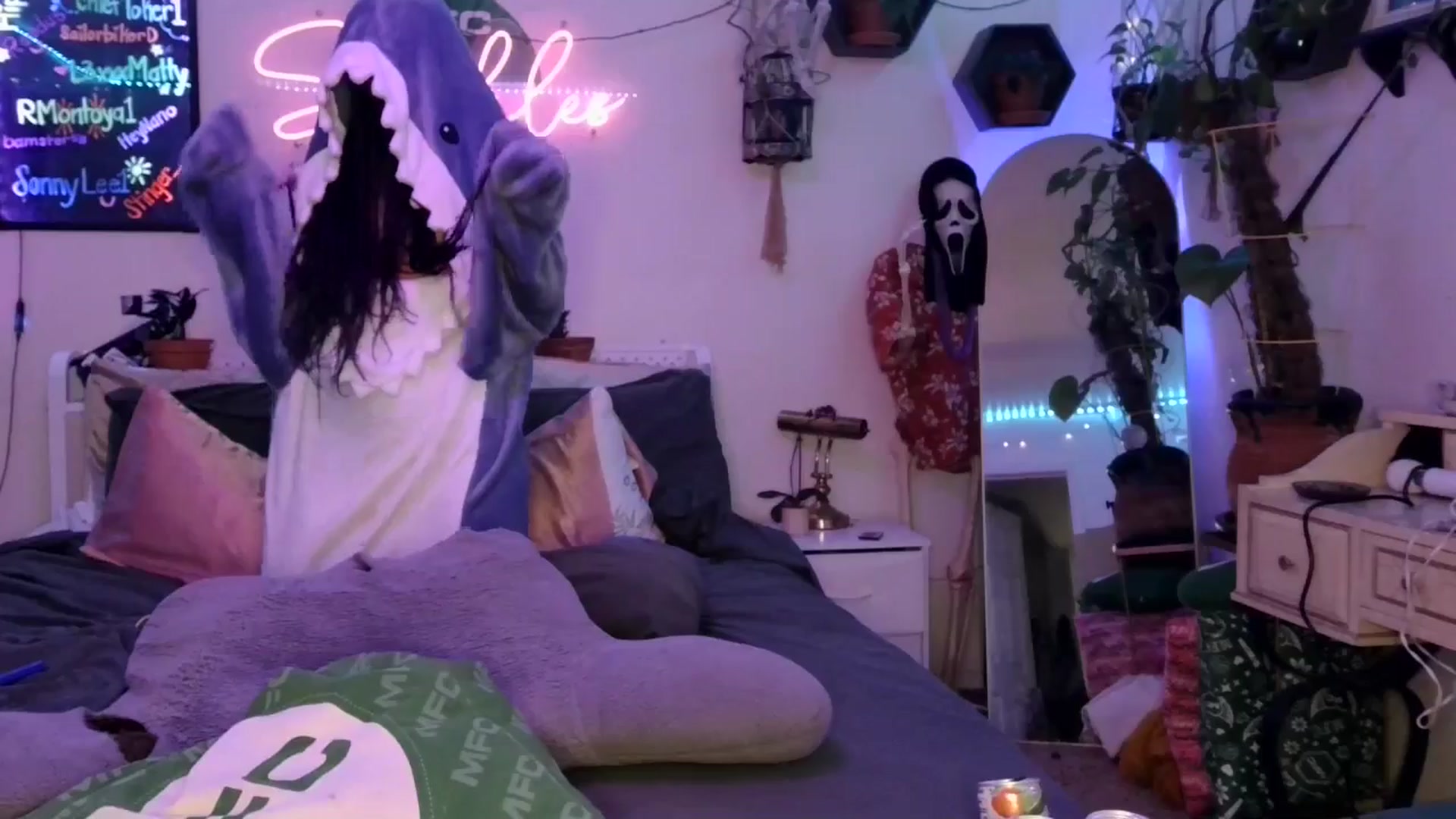Gallery image thumbnail from SPARKL3S's myfreecams stream on, 10/29/2025, 08:28 image 13 of 20