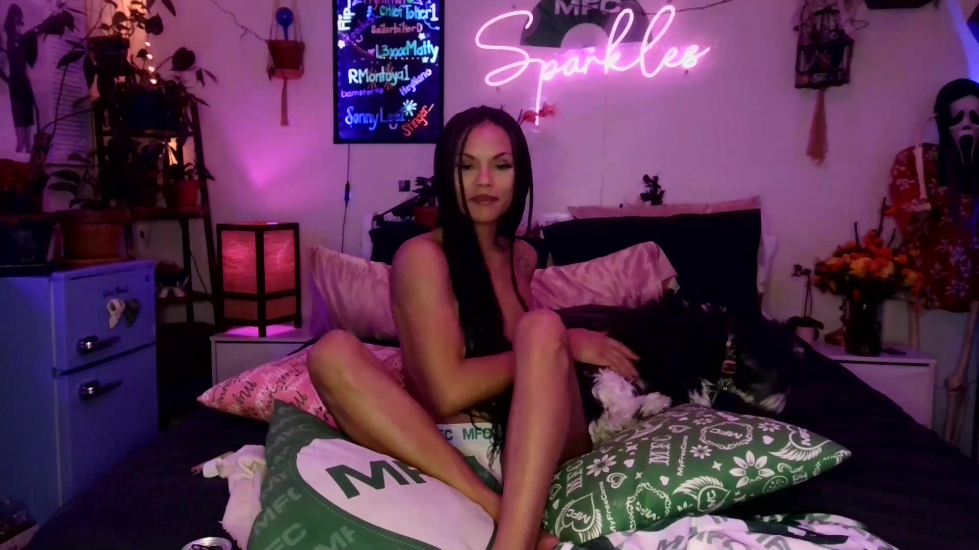 Gallery image thumbnail from SPARKL3S's myfreecams stream on, 11/03/2025, 11:51 image 8 of 20