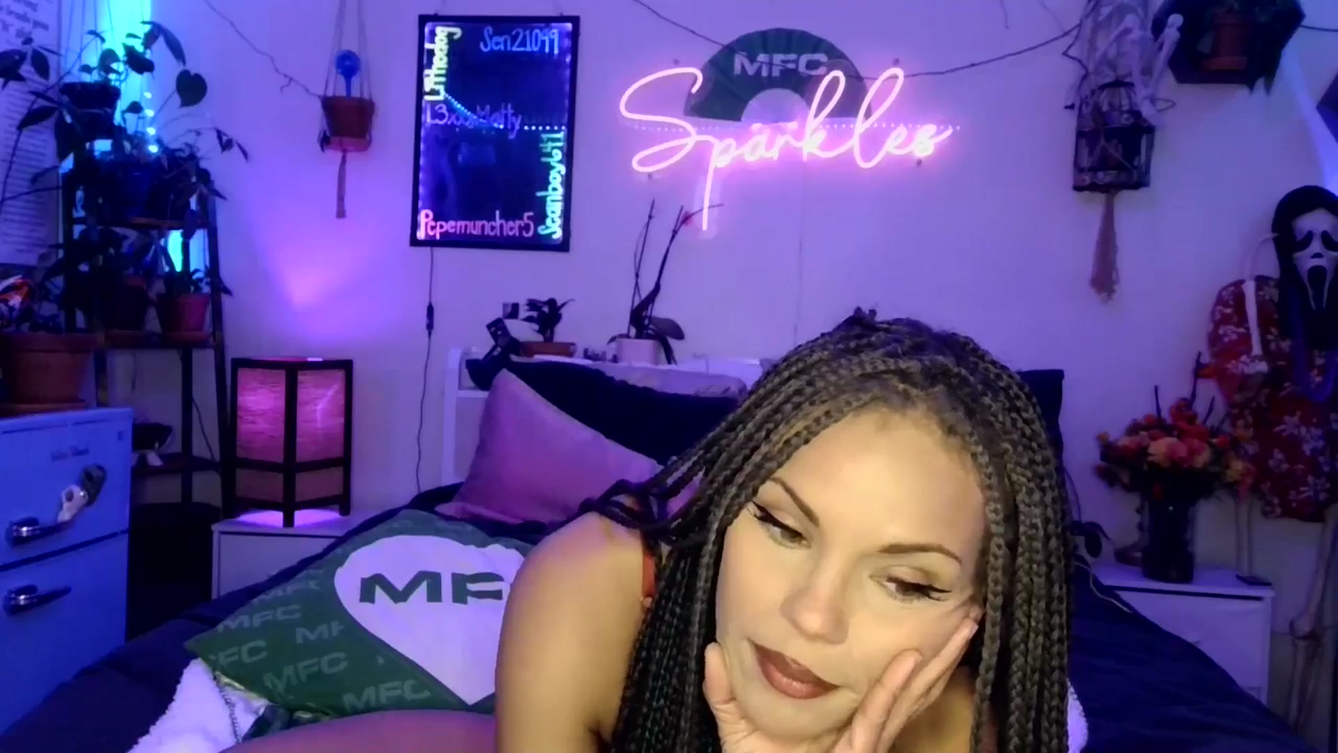 Gallery image thumbnail from SPARKL3S's myfreecams stream on, 11/05/2025, 06:22 image 4 of 20