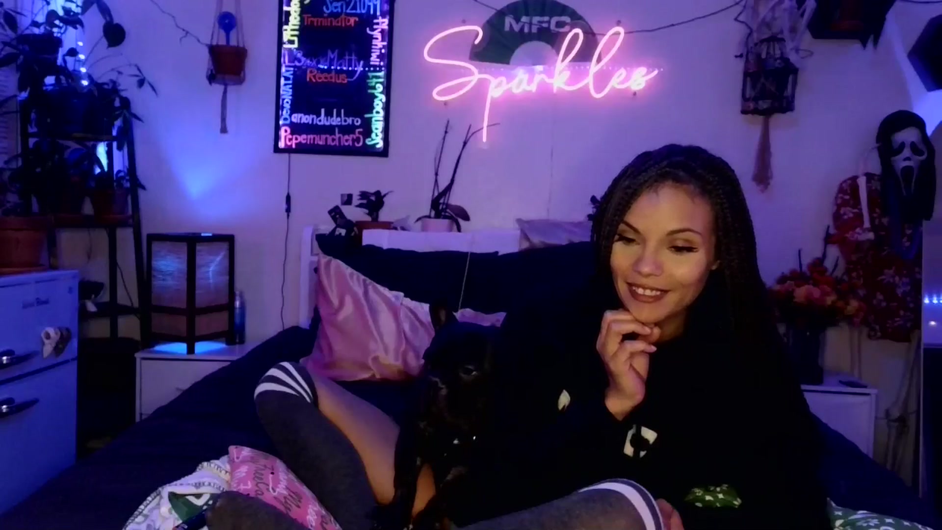 Gallery image thumbnail from SPARKL3S's myfreecams stream on, 11/06/2025, 10:22 image 18 of 20