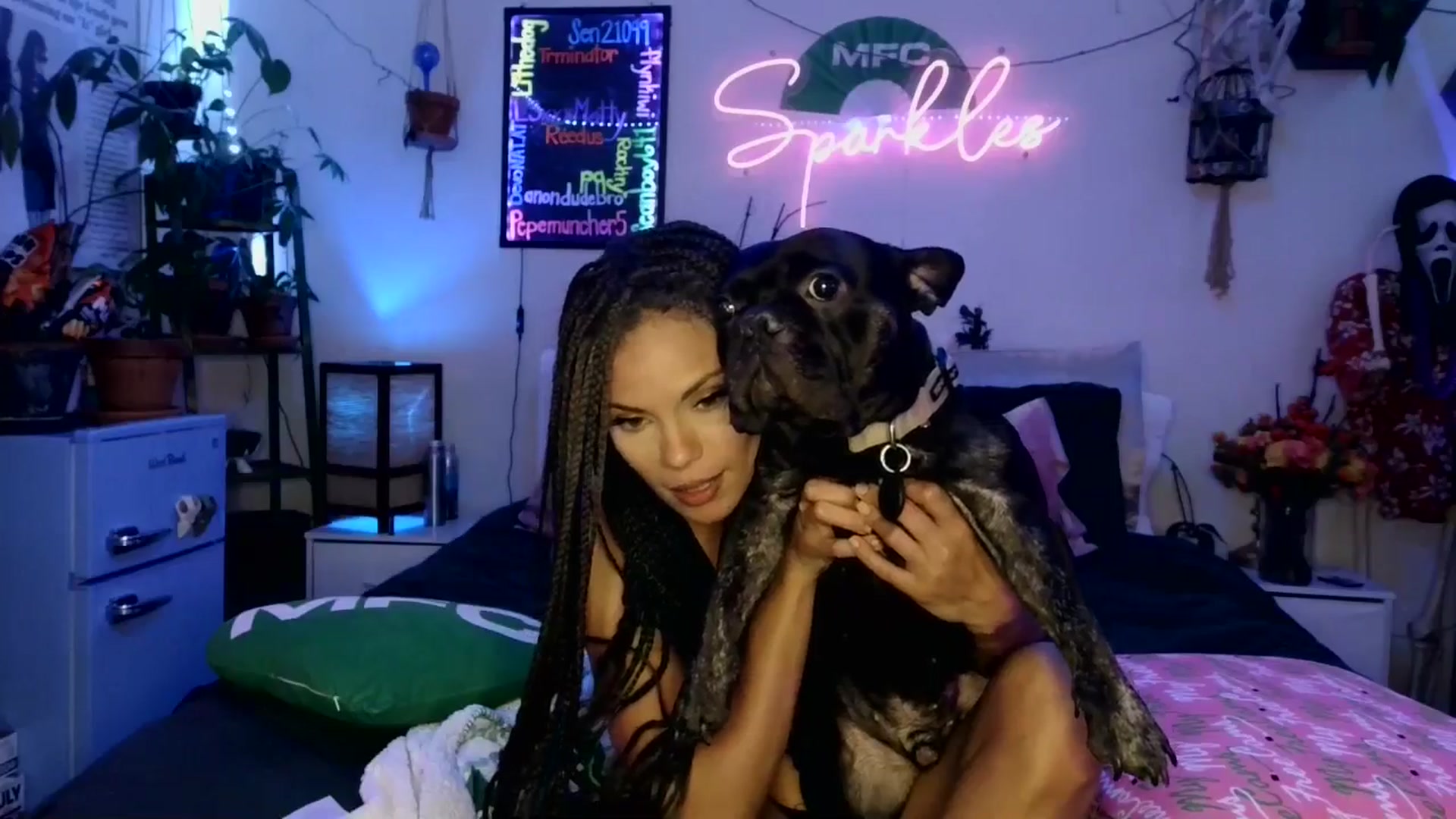 Gallery image thumbnail from SPARKL3S's myfreecams stream on, 11/07/2025, 10:31 image 15 of 20