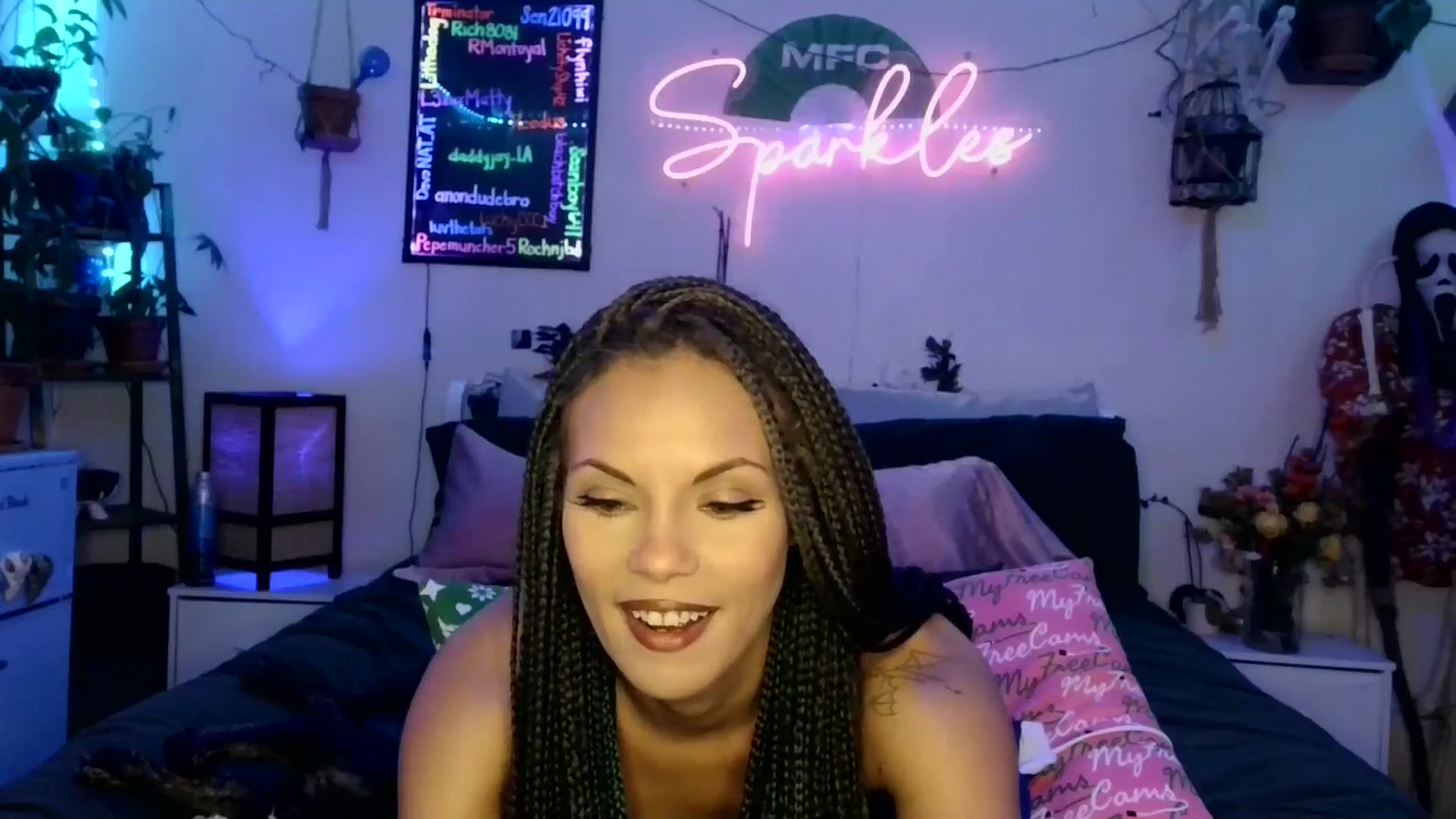 Gallery image thumbnail from SPARKL3S's myfreecams stream on, 11/13/2025, 05:57 image 14 of 20