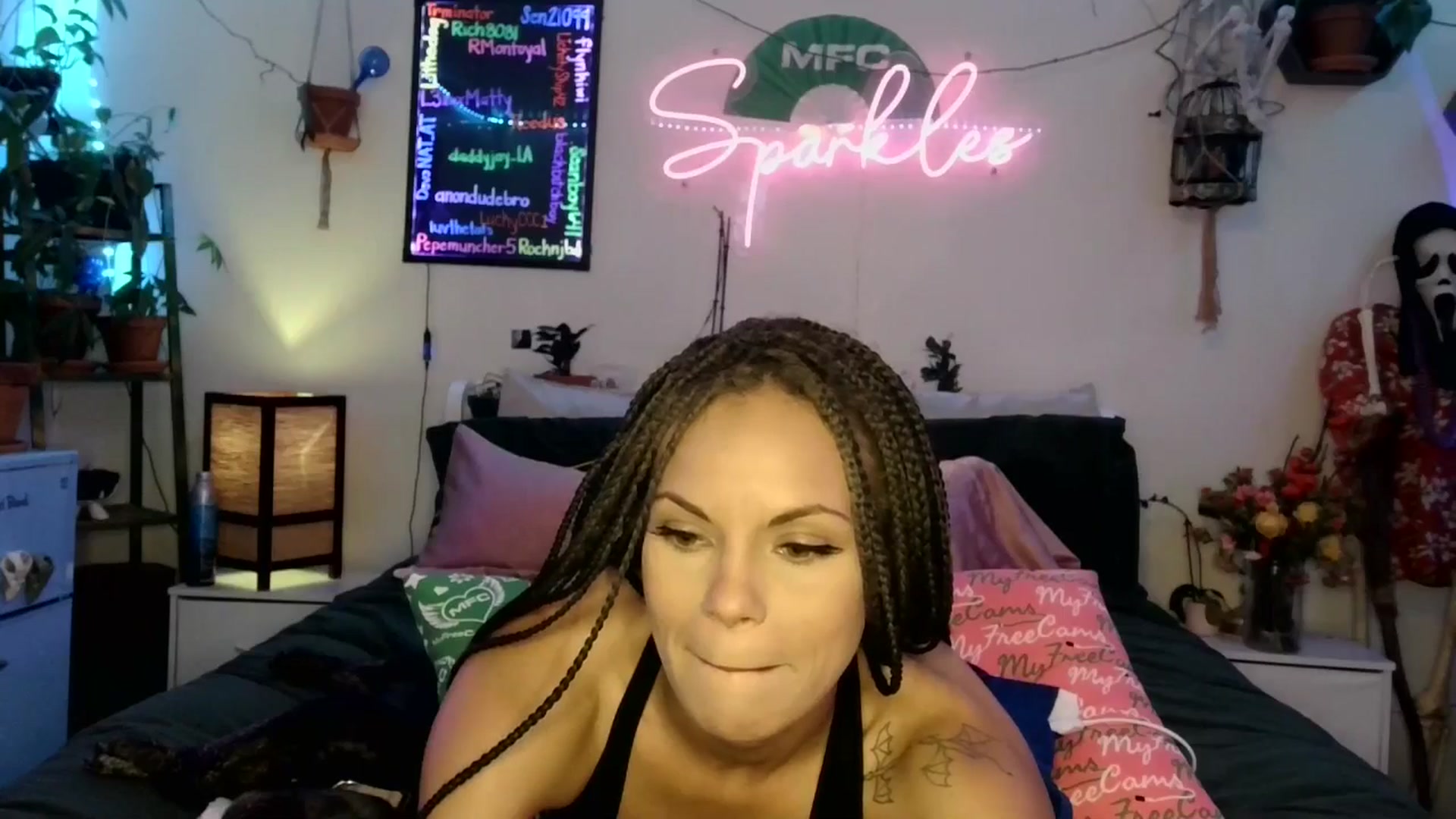 Gallery image thumbnail from SPARKL3S's myfreecams stream on, 11/13/2025, 05:57 image 5 of 20