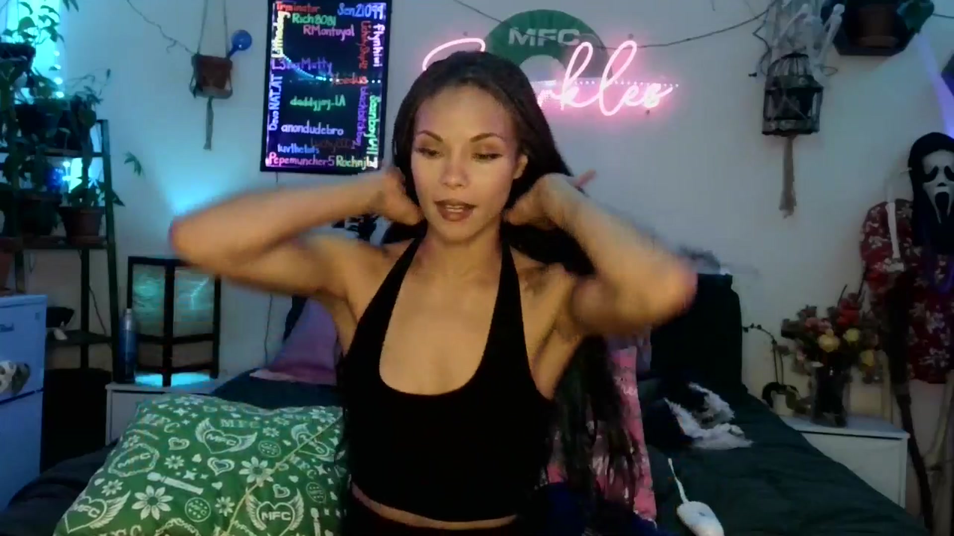 Gallery image thumbnail from SPARKL3S's myfreecams stream on, 11/13/2025, 10:08 image 10 of 20