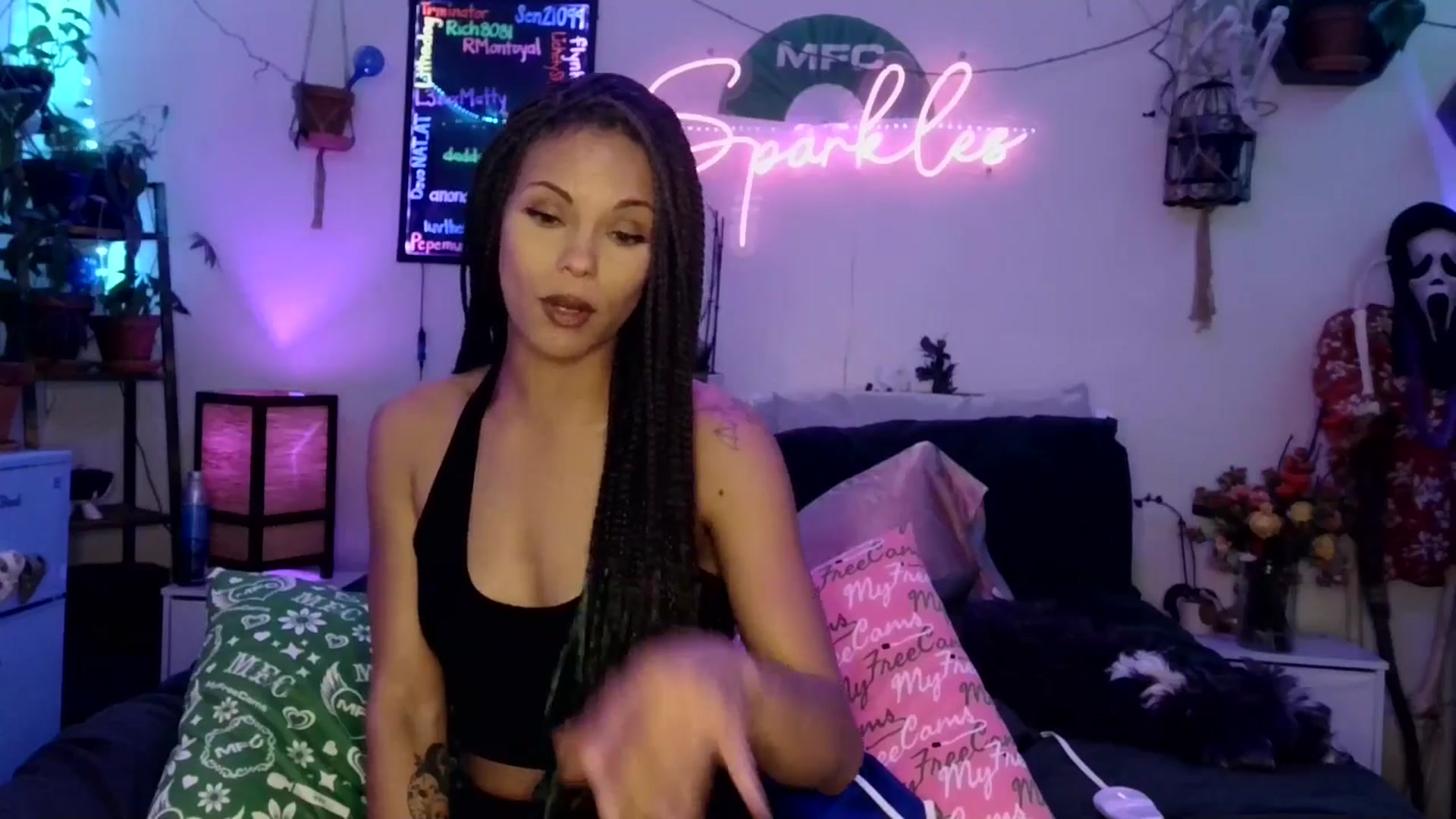 Gallery image thumbnail from SPARKL3S's myfreecams stream on, 11/13/2025, 10:08 image 12 of 20