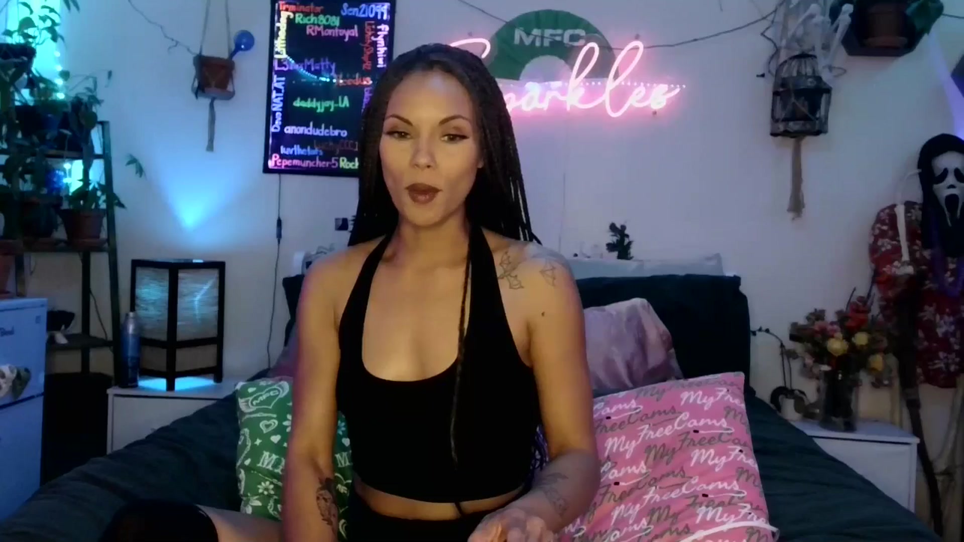 Gallery image thumbnail from SPARKL3S's myfreecams stream on, 11/13/2025, 10:08 image 3 of 20