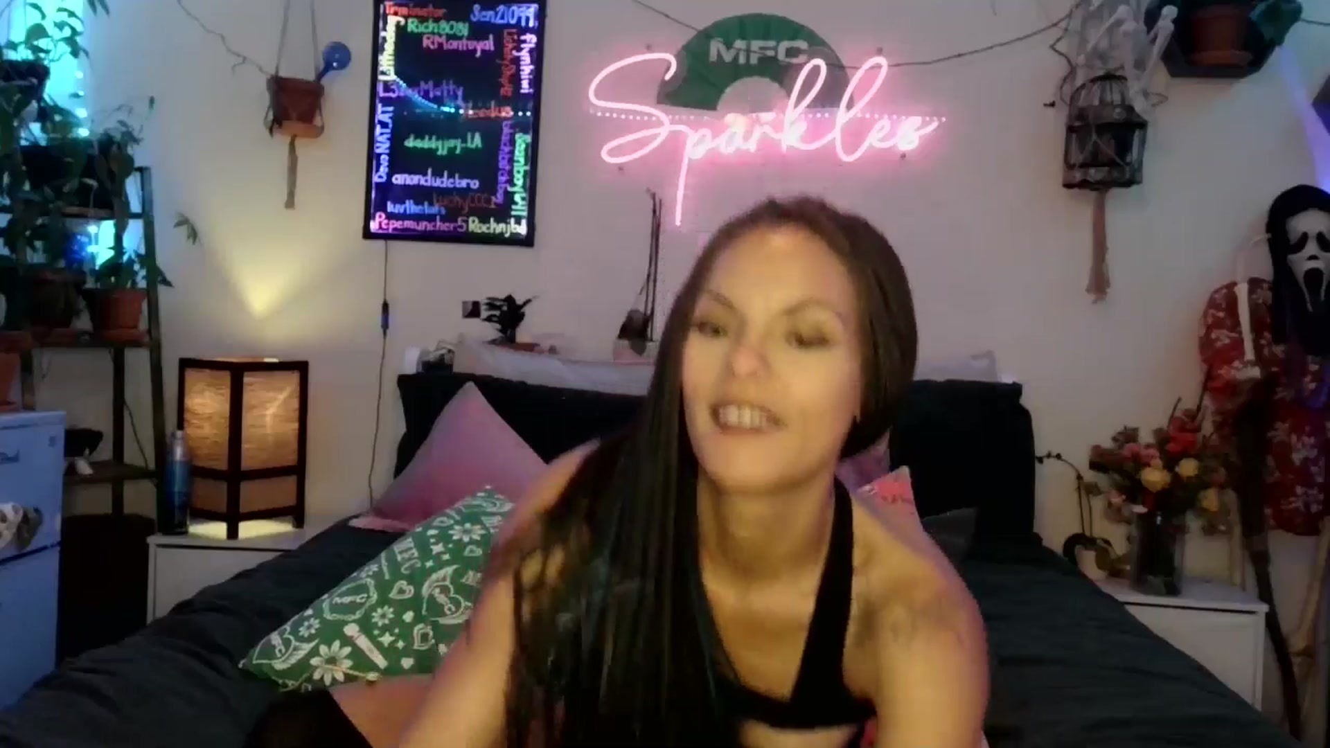 Gallery image thumbnail from SPARKL3S's myfreecams stream on, 11/13/2025, 10:08 image 14 of 20