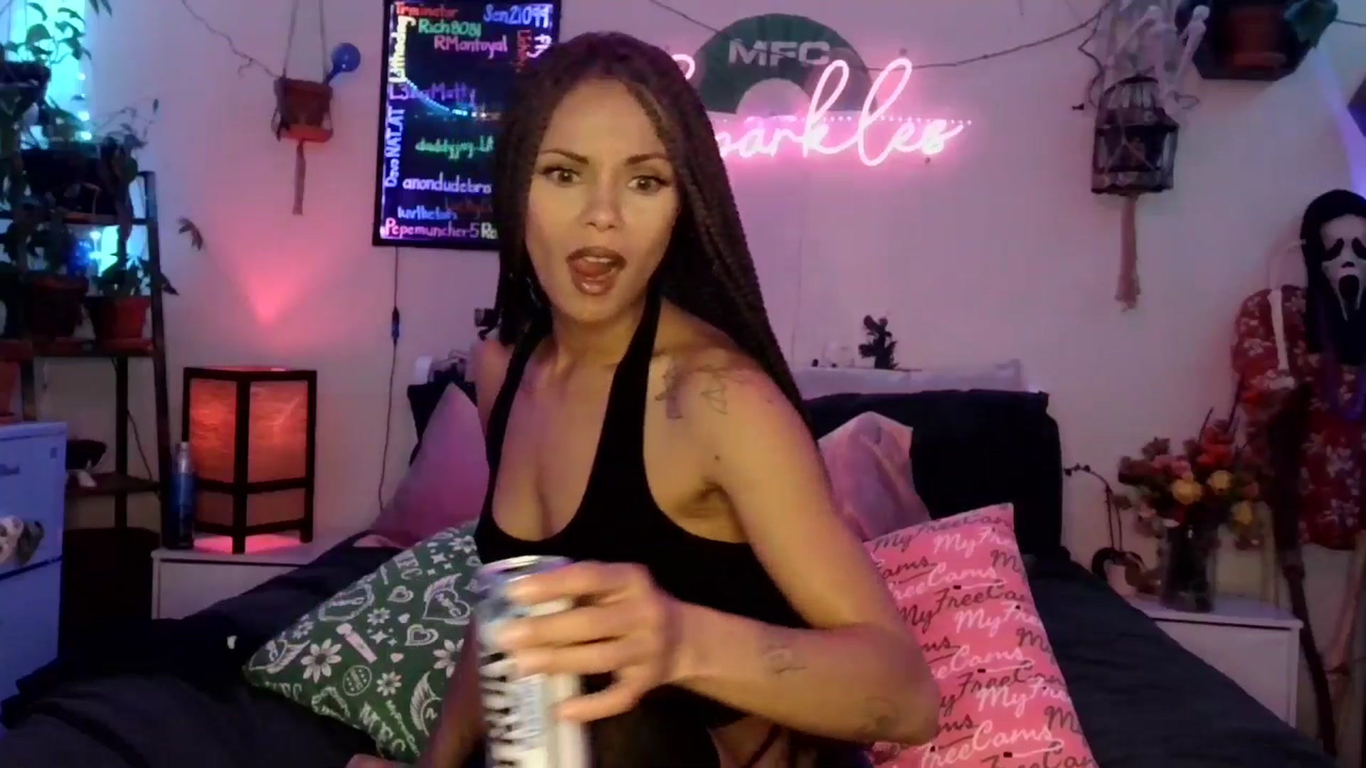 Gallery image thumbnail from SPARKL3S's myfreecams stream on, 11/13/2025, 10:08 image 18 of 20
