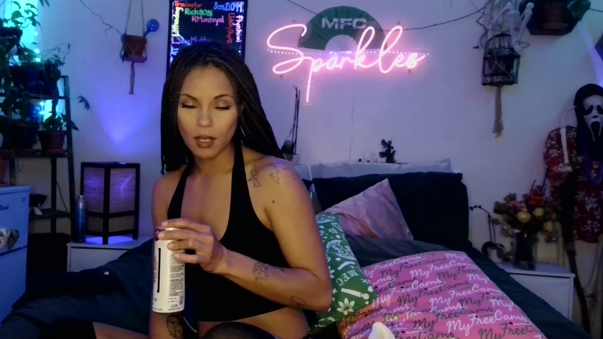 Gallery image thumbnail from SPARKL3S's myfreecams stream on, 11/13/2025, 10:16 image 1 of 20