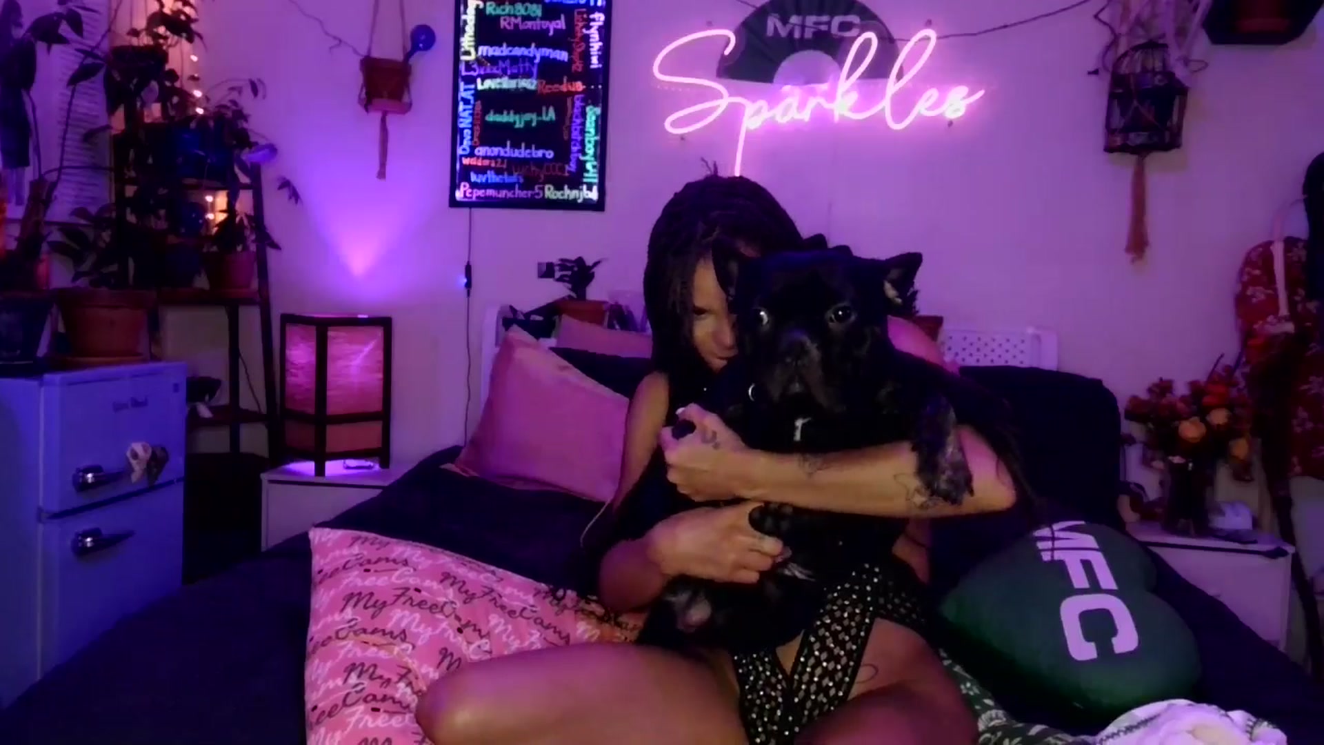 Gallery image thumbnail from SPARKL3S's myfreecams stream on, 11/15/2025, 11:02 image 16 of 20