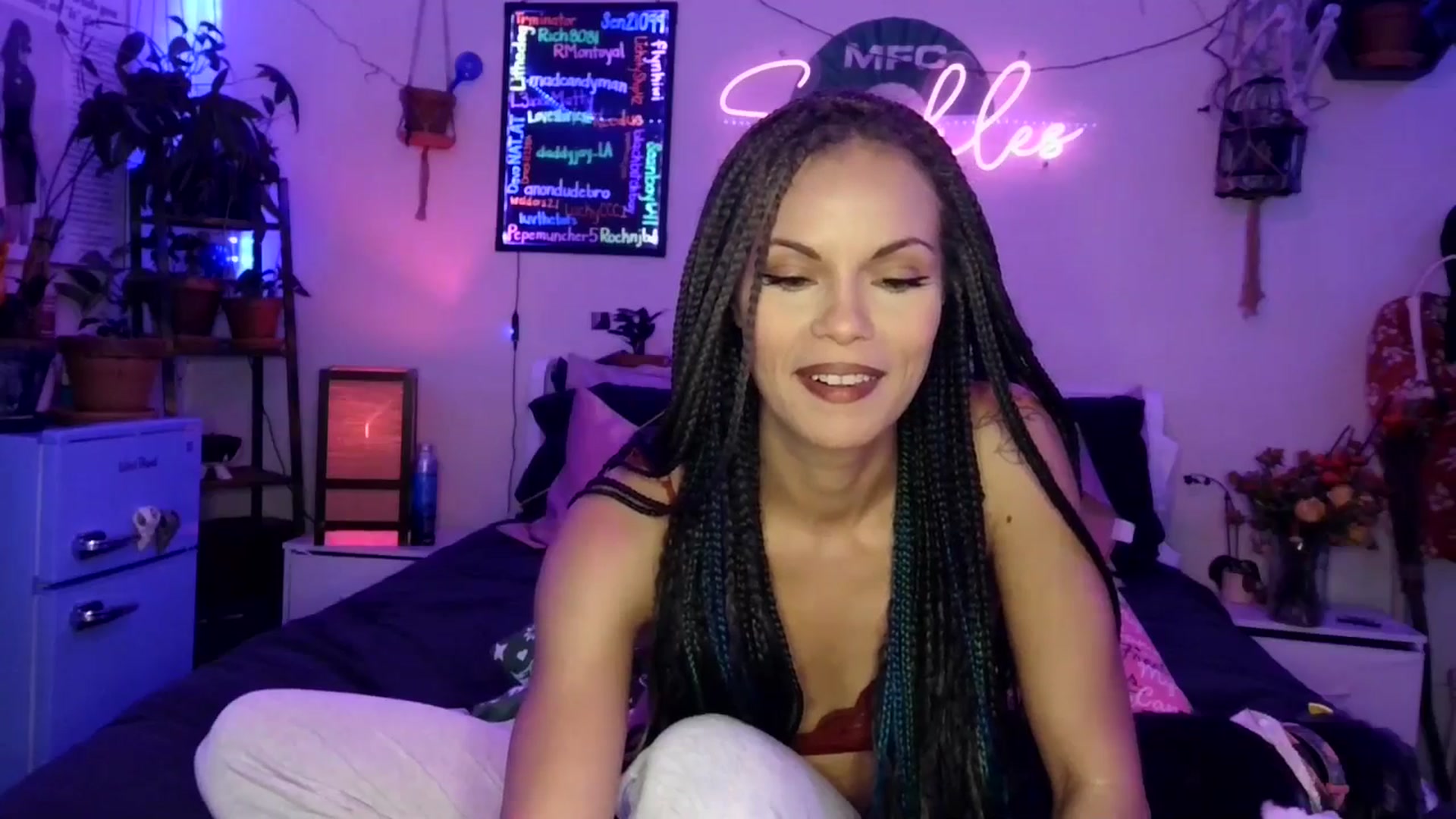 Gallery image thumbnail from SPARKL3S's myfreecams stream on, 11/19/2025, 08:26 image 5 of 20