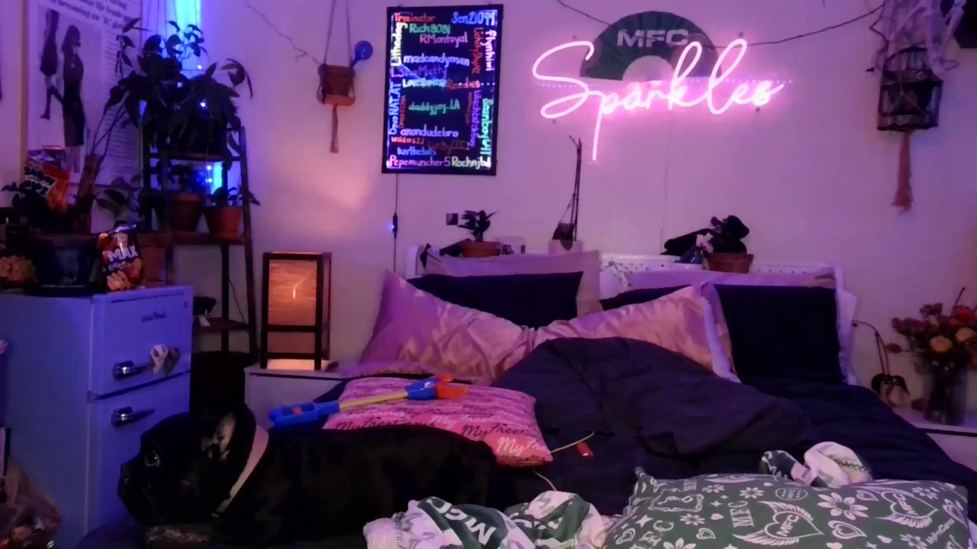 Gallery image thumbnail from SPARKL3S's myfreecams stream on, 11/20/2025, 11:27 image 20 of 20