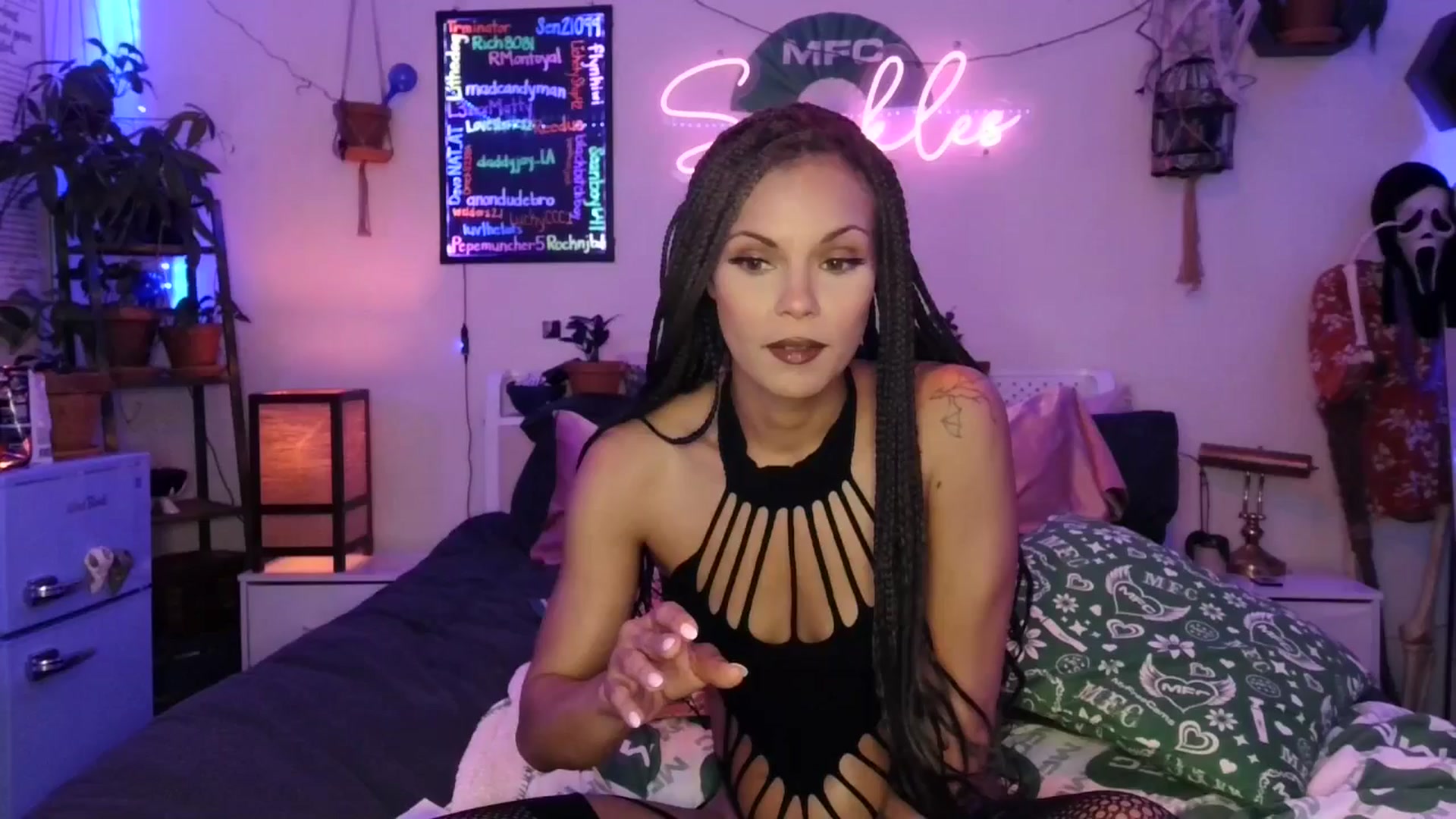 Gallery image thumbnail from SPARKL3S's myfreecams stream on, 11/23/2025, 09:00 image 2 of 20