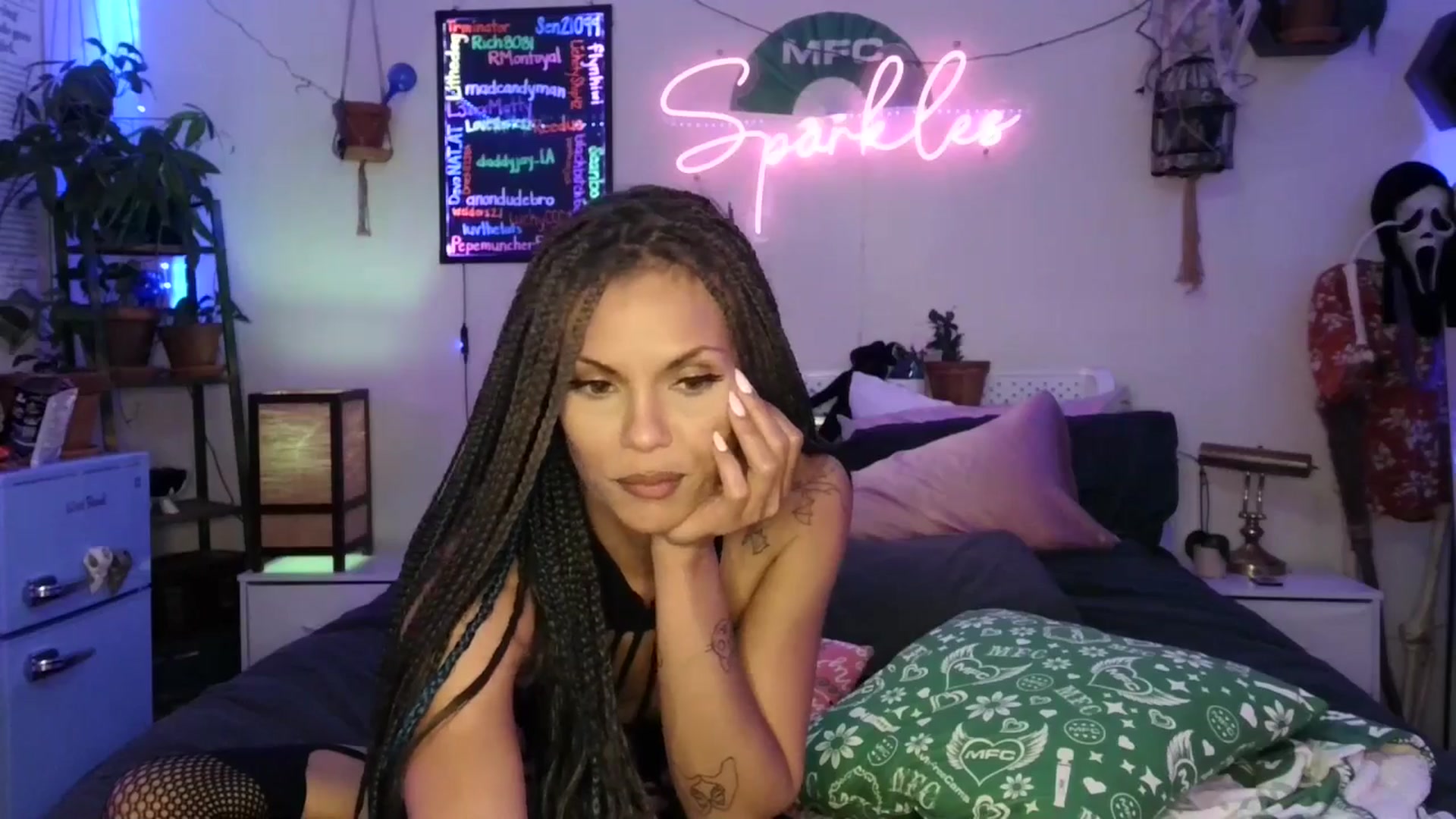 Gallery image thumbnail from SPARKL3S's myfreecams stream on, 11/23/2025, 11:45 image 19 of 20