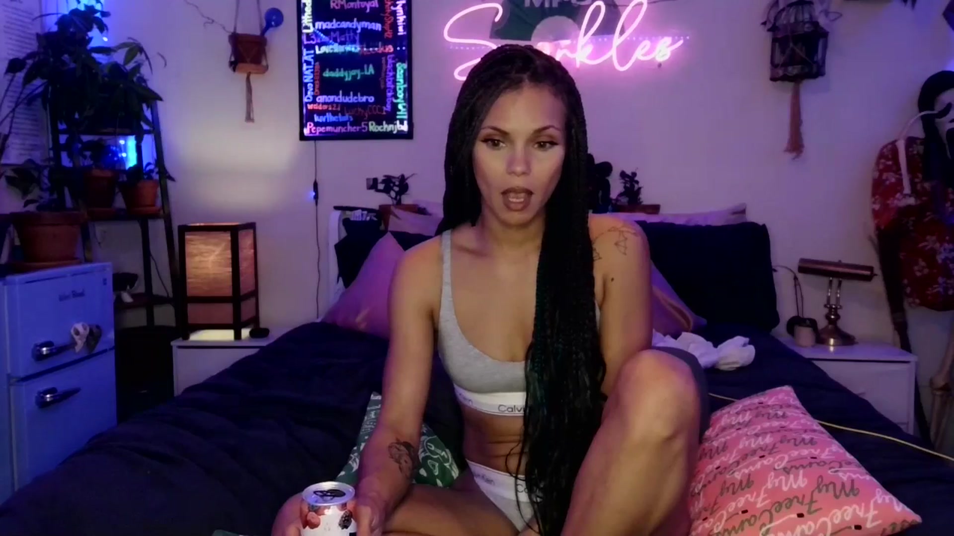 Gallery image thumbnail from SPARKL3S's myfreecams stream on, 11/26/2025, 11:13 image 5 of 20