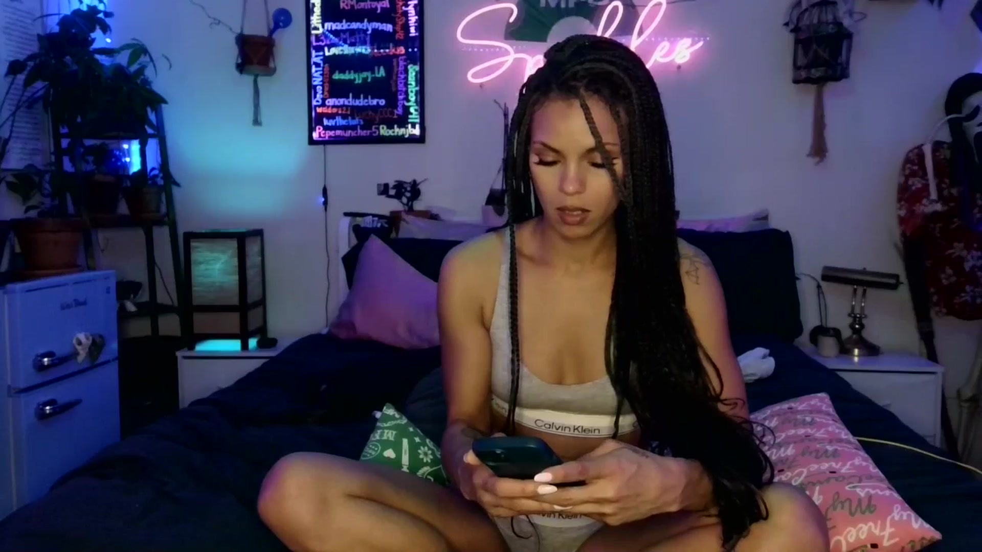 Gallery image thumbnail from SPARKL3S's myfreecams stream on, 11/26/2025, 11:13 image 14 of 20
