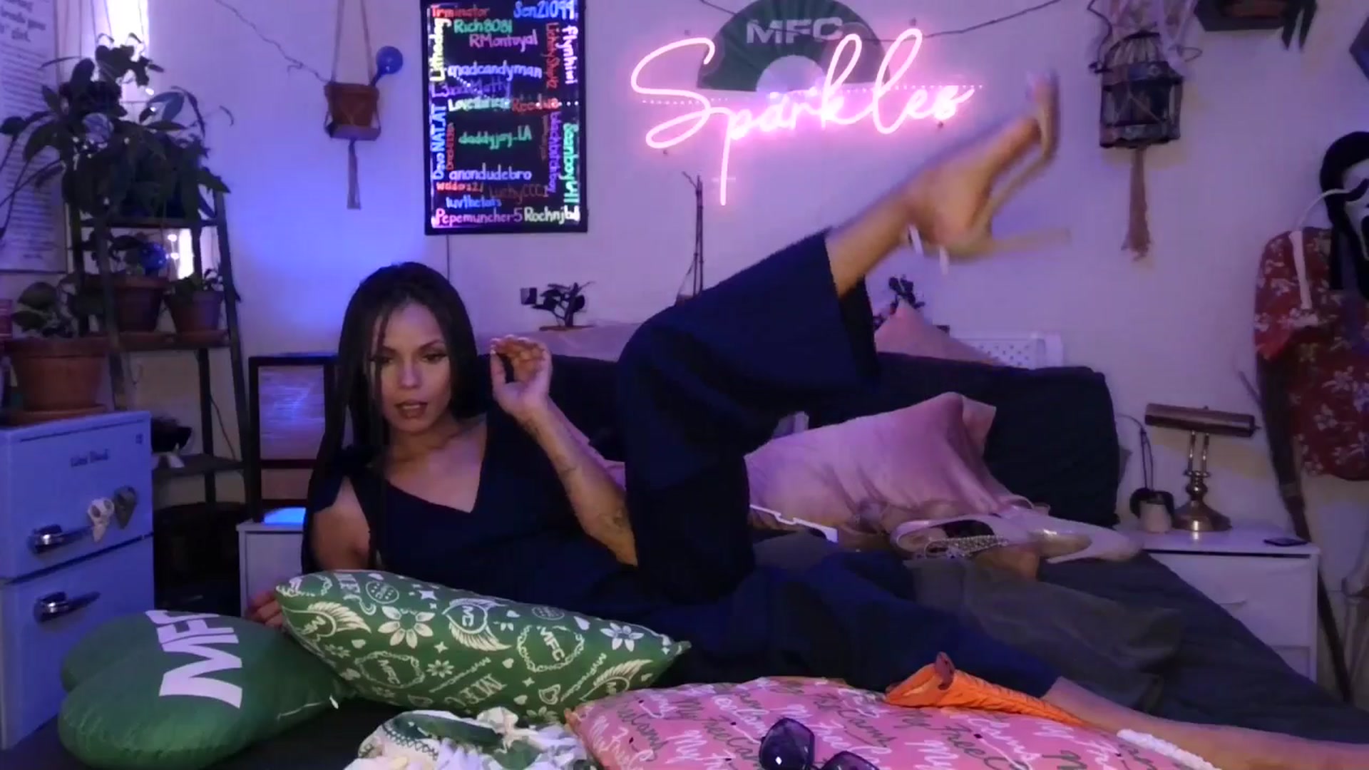 Gallery image thumbnail from SPARKL3S's myfreecams stream on, 11/29/2025, 13:54 image 4 of 20