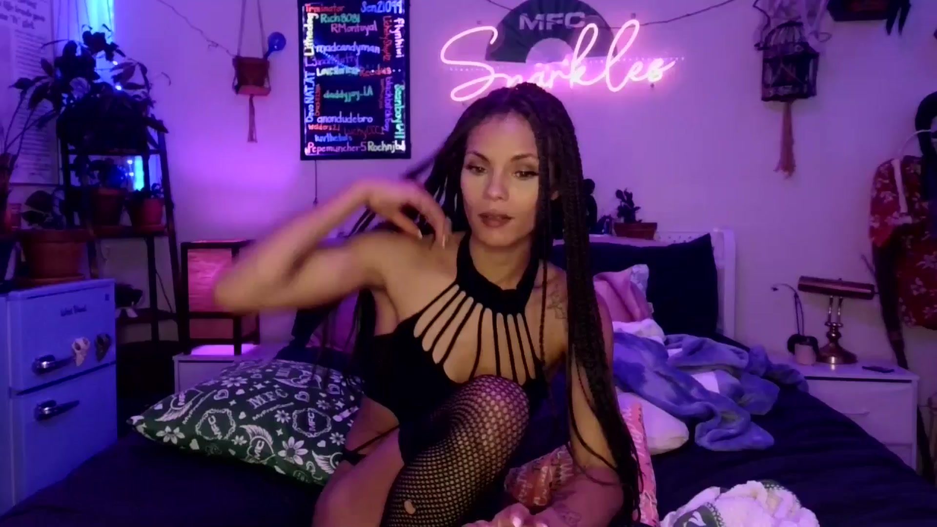 Gallery image thumbnail from SPARKL3S's myfreecams stream on, 11/30/2025, 12:51 image 1 of 20