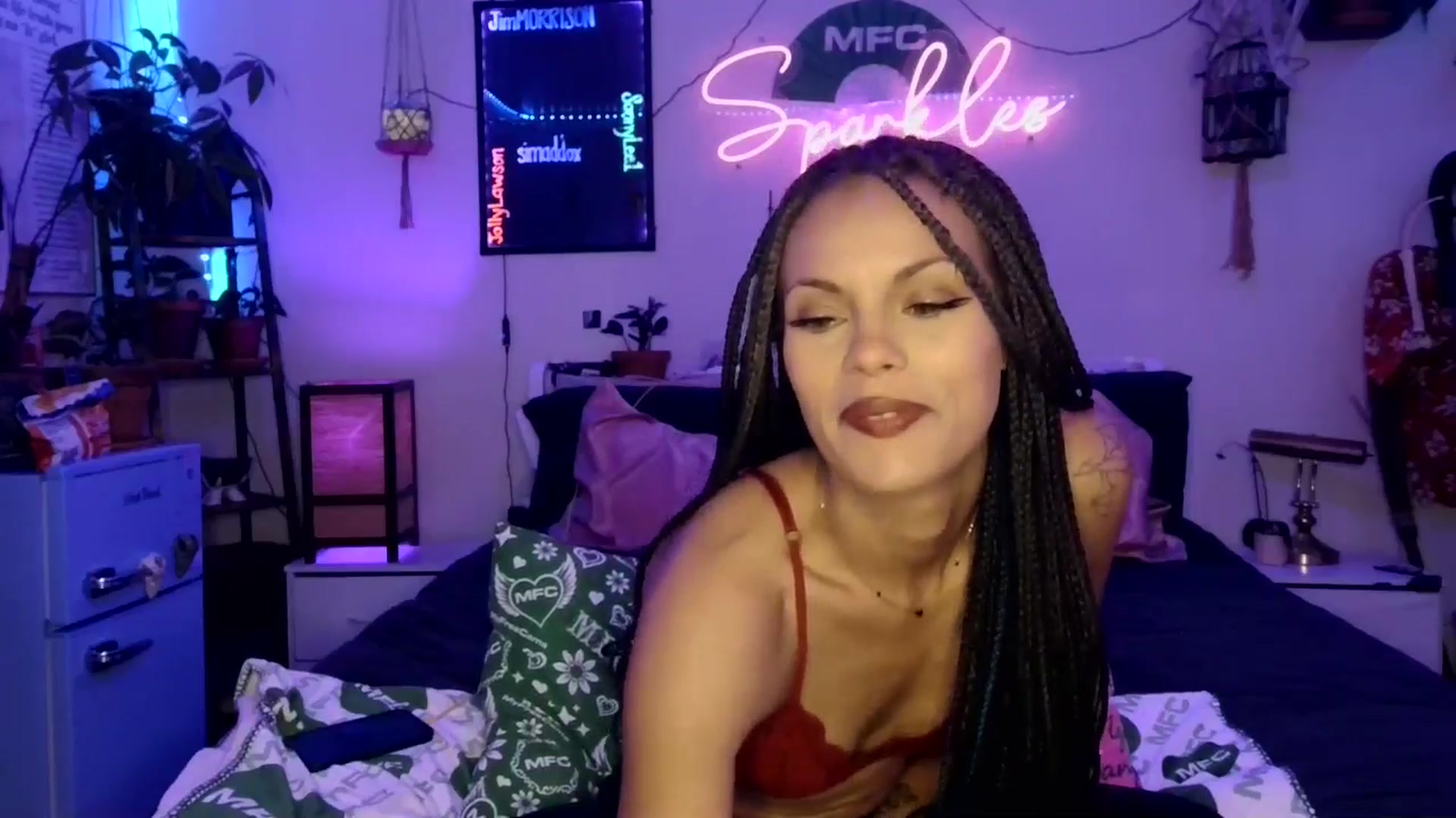 Gallery image thumbnail from SPARKL3S's myfreecams stream on, 12/04/2025, 09:51 image 2 of 20