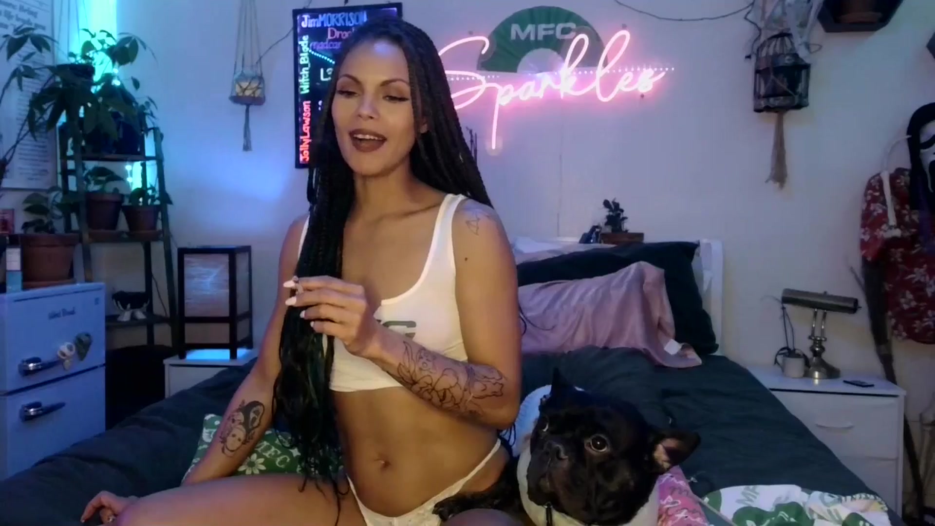 Gallery image thumbnail from SPARKL3S's myfreecams stream on, 12/08/2025, 09:43 image 6 of 20