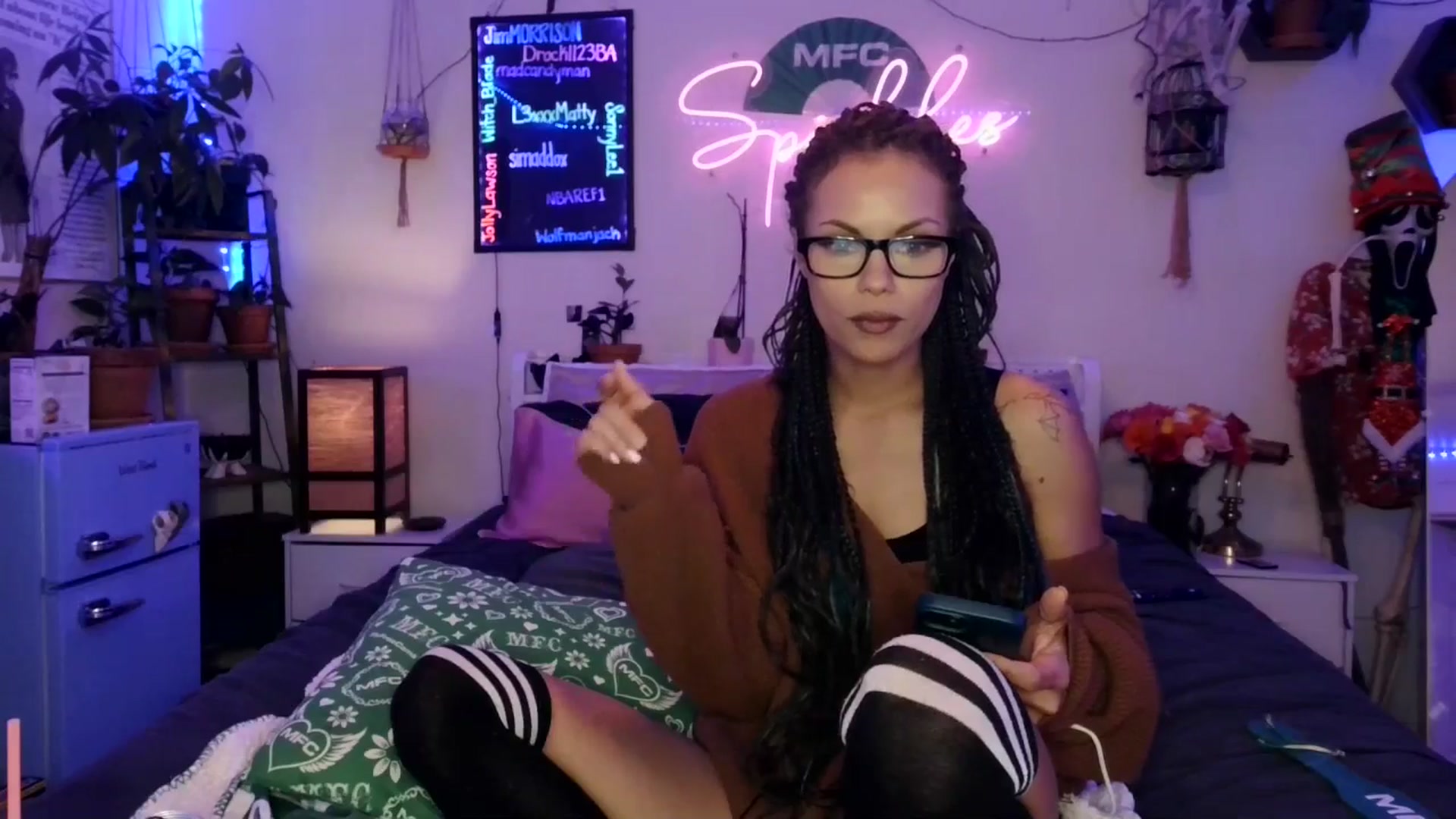 Gallery image thumbnail from SPARKL3S's myfreecams stream on, 12/15/2025, 10:20 image 3 of 20