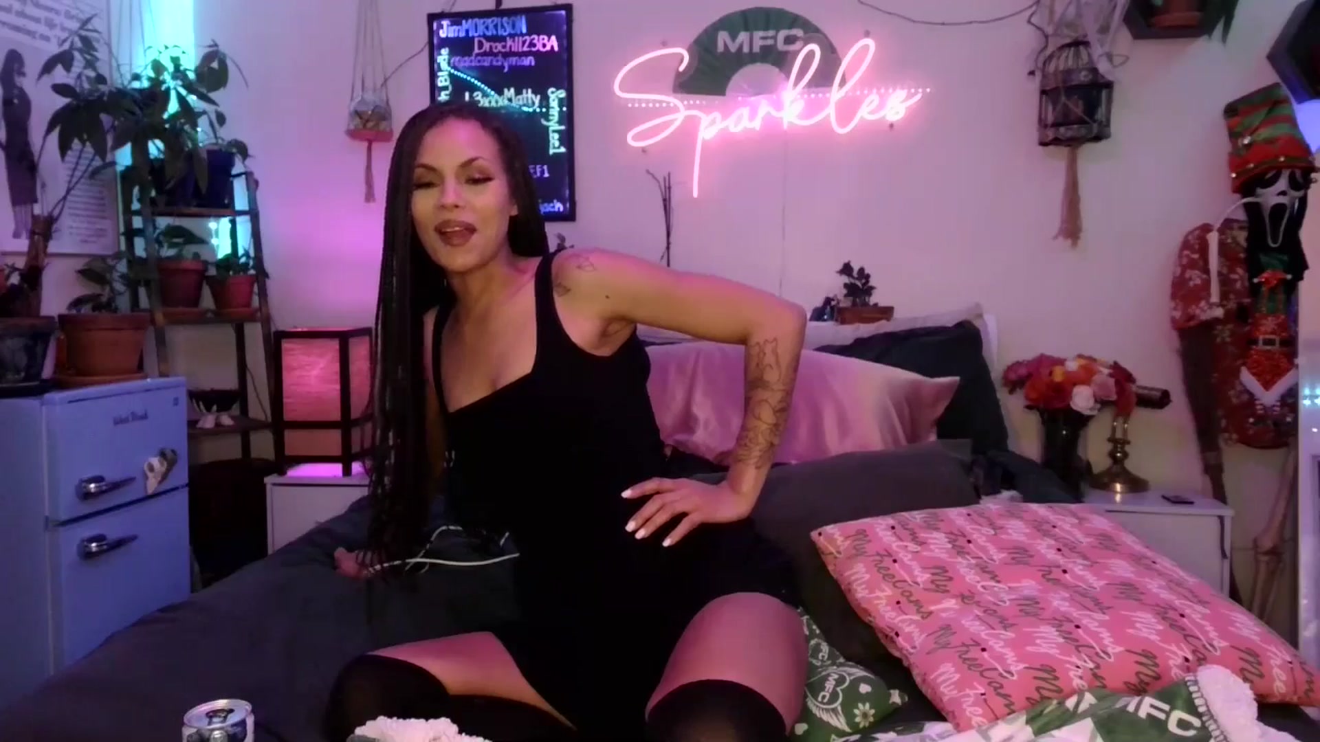 Gallery image thumbnail from SPARKL3S's myfreecams stream on, 12/17/2025, 09:54 image 15 of 20