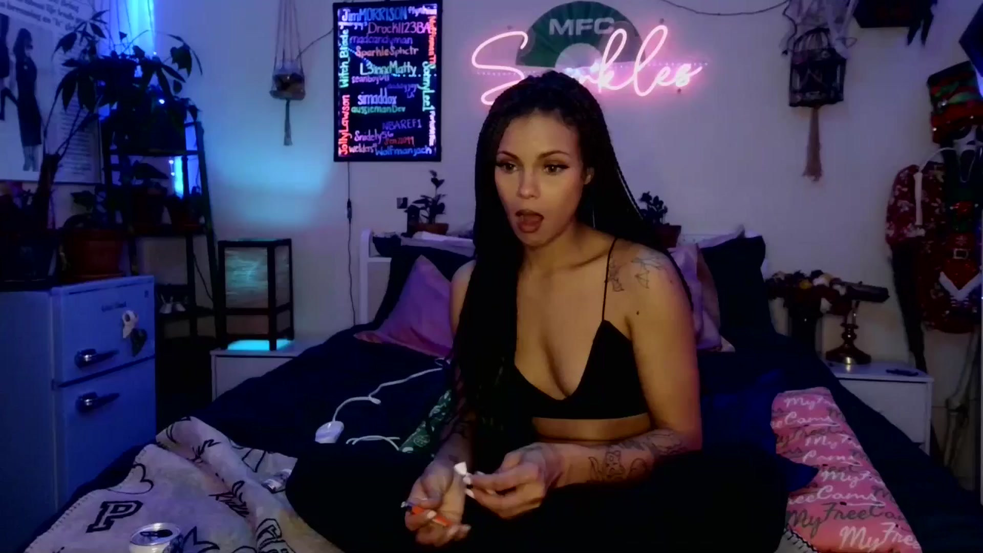 Gallery image thumbnail from SPARKL3S's myfreecams stream on, 12/27/2025, 11:10 image 1 of 20