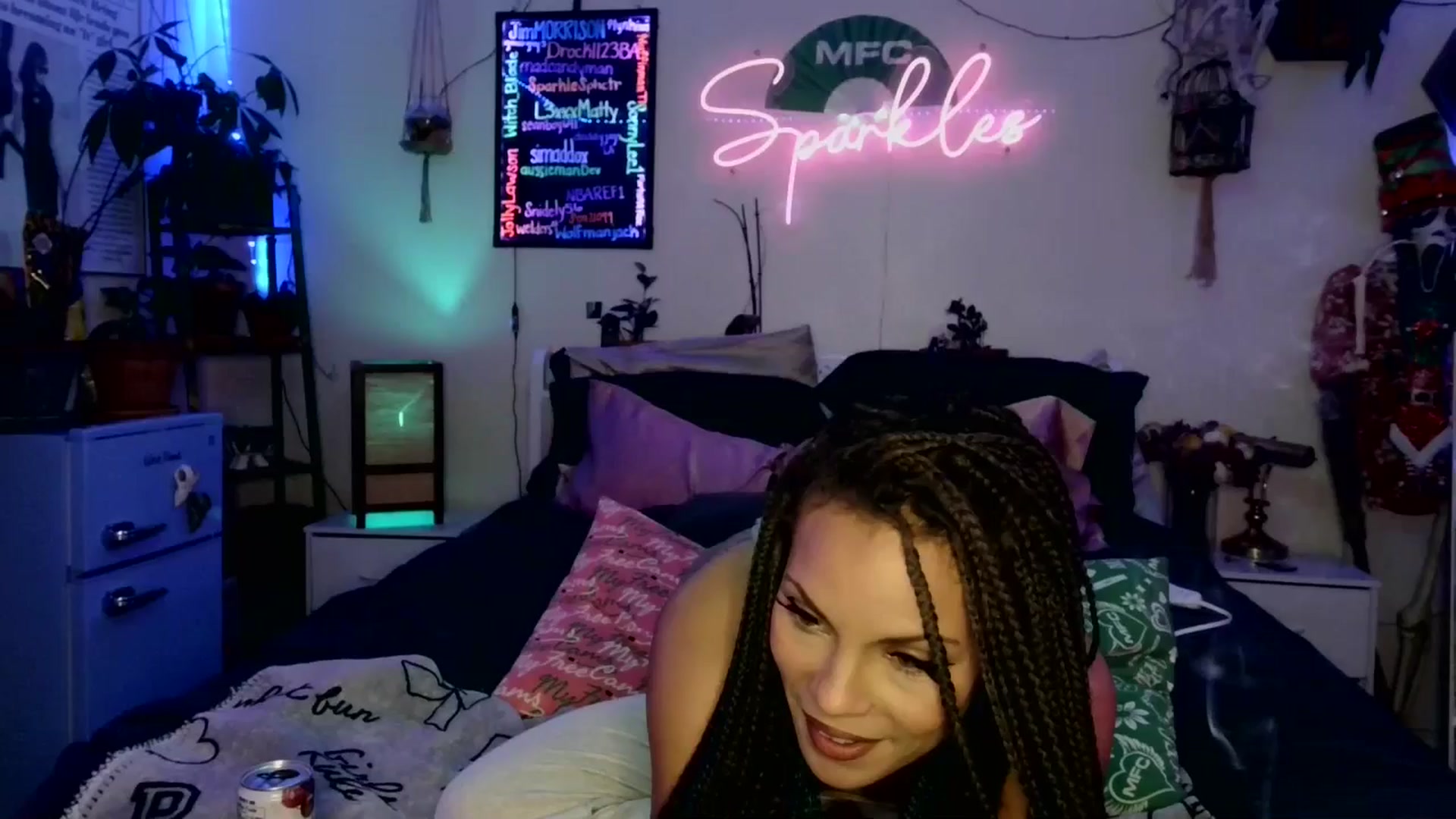 Gallery image thumbnail from SPARKL3S's myfreecams stream on, 12/28/2025, 11:28 image 1 of 20