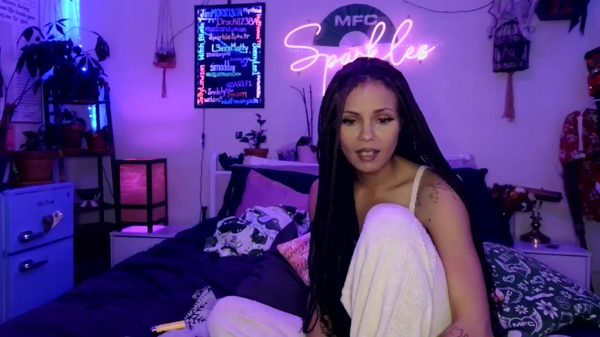 Gallery image thumbnail from SPARKL3S's myfreecams stream on, 01/02/2026, 09:49 image 17 of 20
