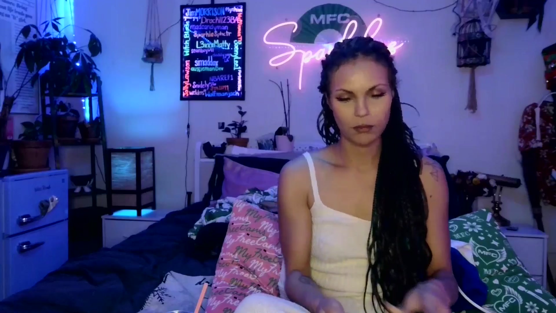 Gallery image thumbnail from SPARKL3S's myfreecams stream on, 01/02/2026, 09:49 image 5 of 20
