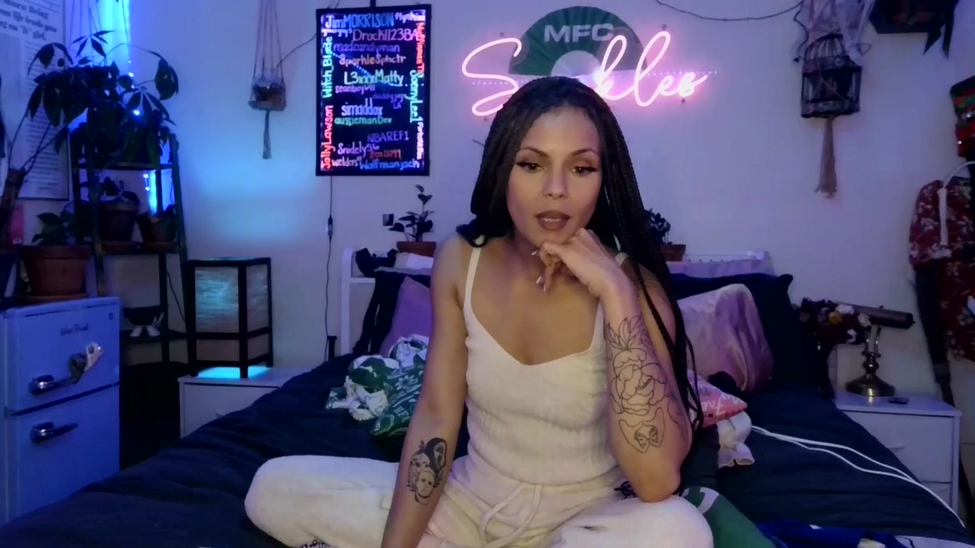 Gallery image thumbnail from SPARKL3S's myfreecams stream on, 01/02/2026, 10:50 image 12 of 20
