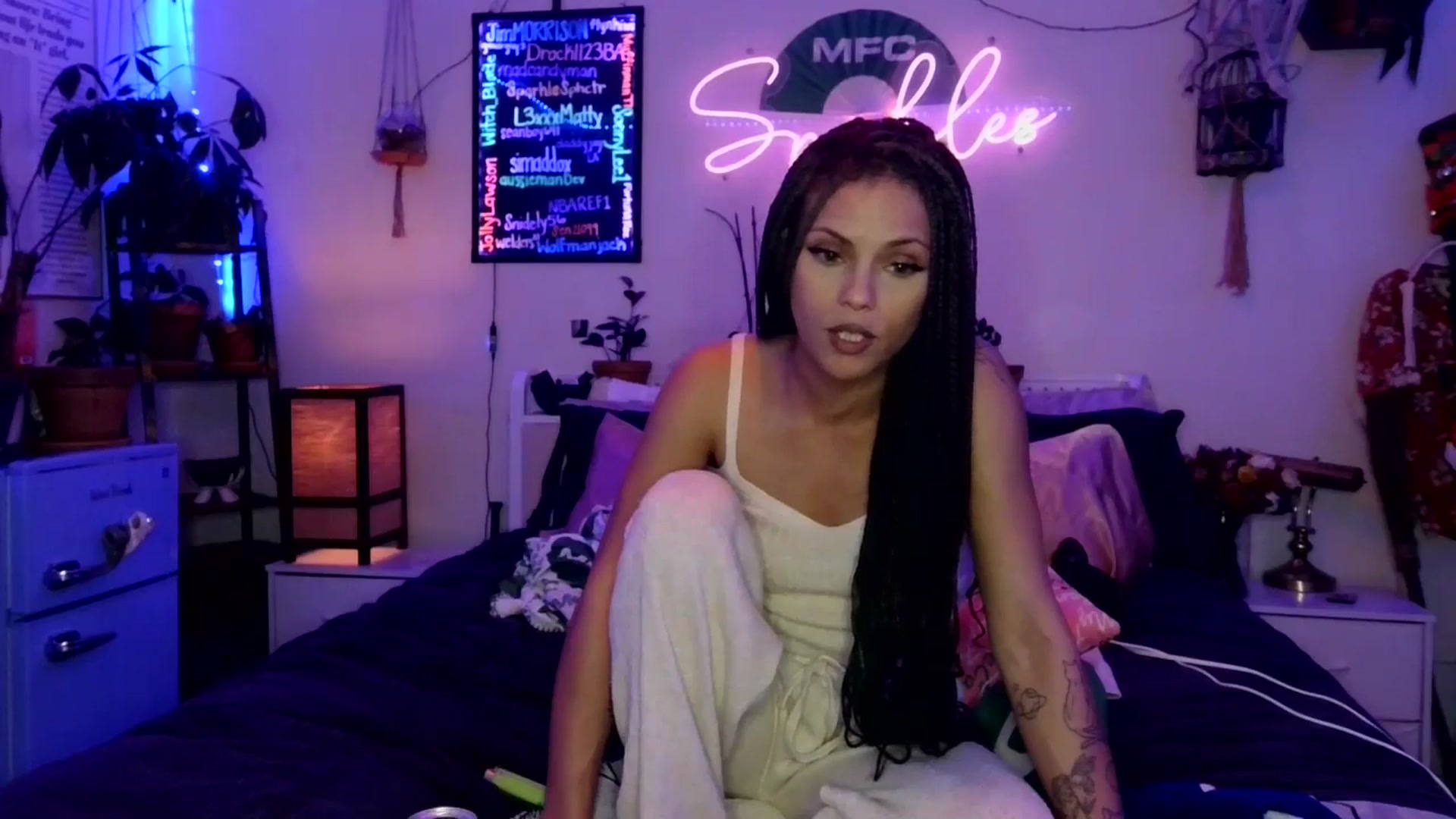 Gallery image thumbnail from SPARKL3S's myfreecams stream on, 01/02/2026, 10:50 image 2 of 20